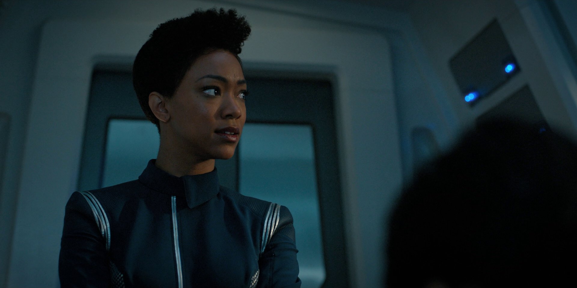 extant_StarTrekDiscovery_1x15-WillYouTakeMyHand_1046.jpg