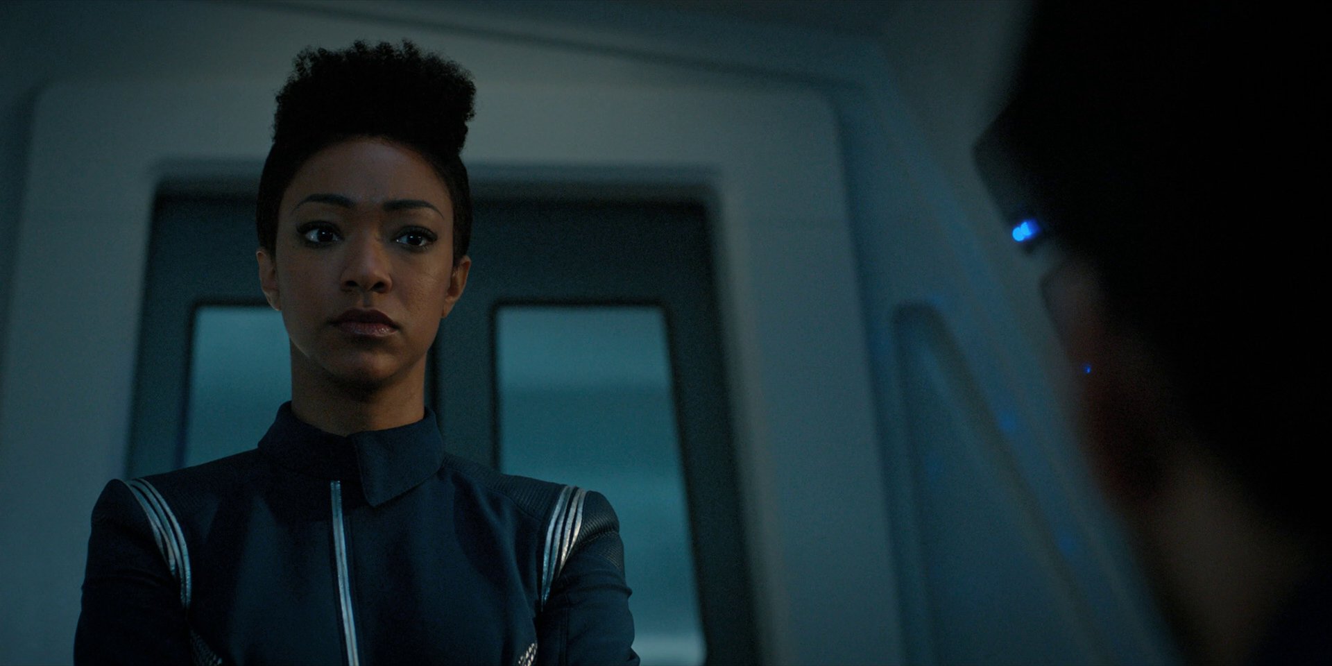 extant_StarTrekDiscovery_1x15-WillYouTakeMyHand_1099.jpg