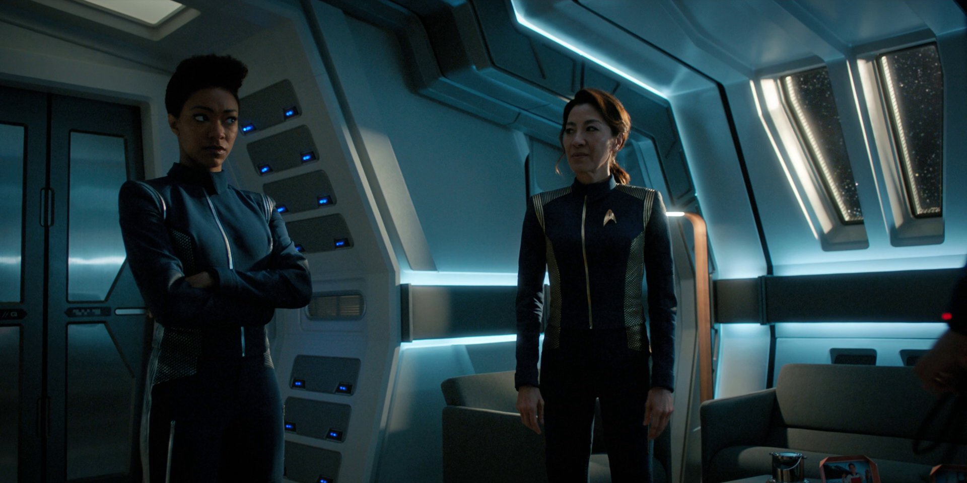 extant_StarTrekDiscovery_1x15-WillYouTakeMyHand_1109.jpg