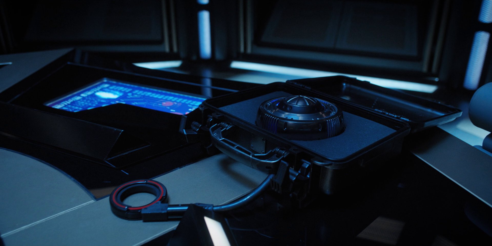 extant_StarTrekDiscovery_1x15-WillYouTakeMyHand_1407.jpg