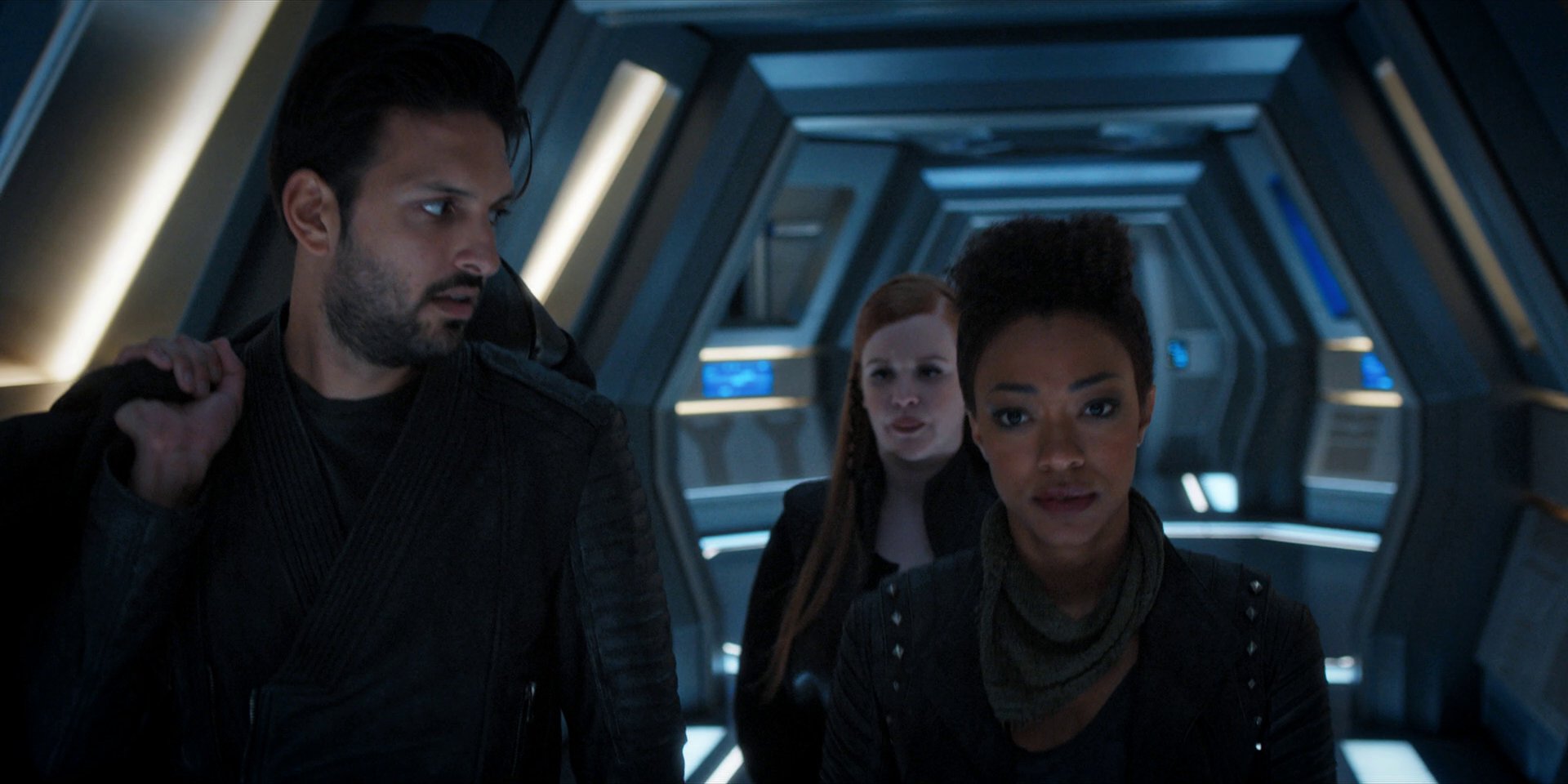 extant_StarTrekDiscovery_1x15-WillYouTakeMyHand_1464.jpg