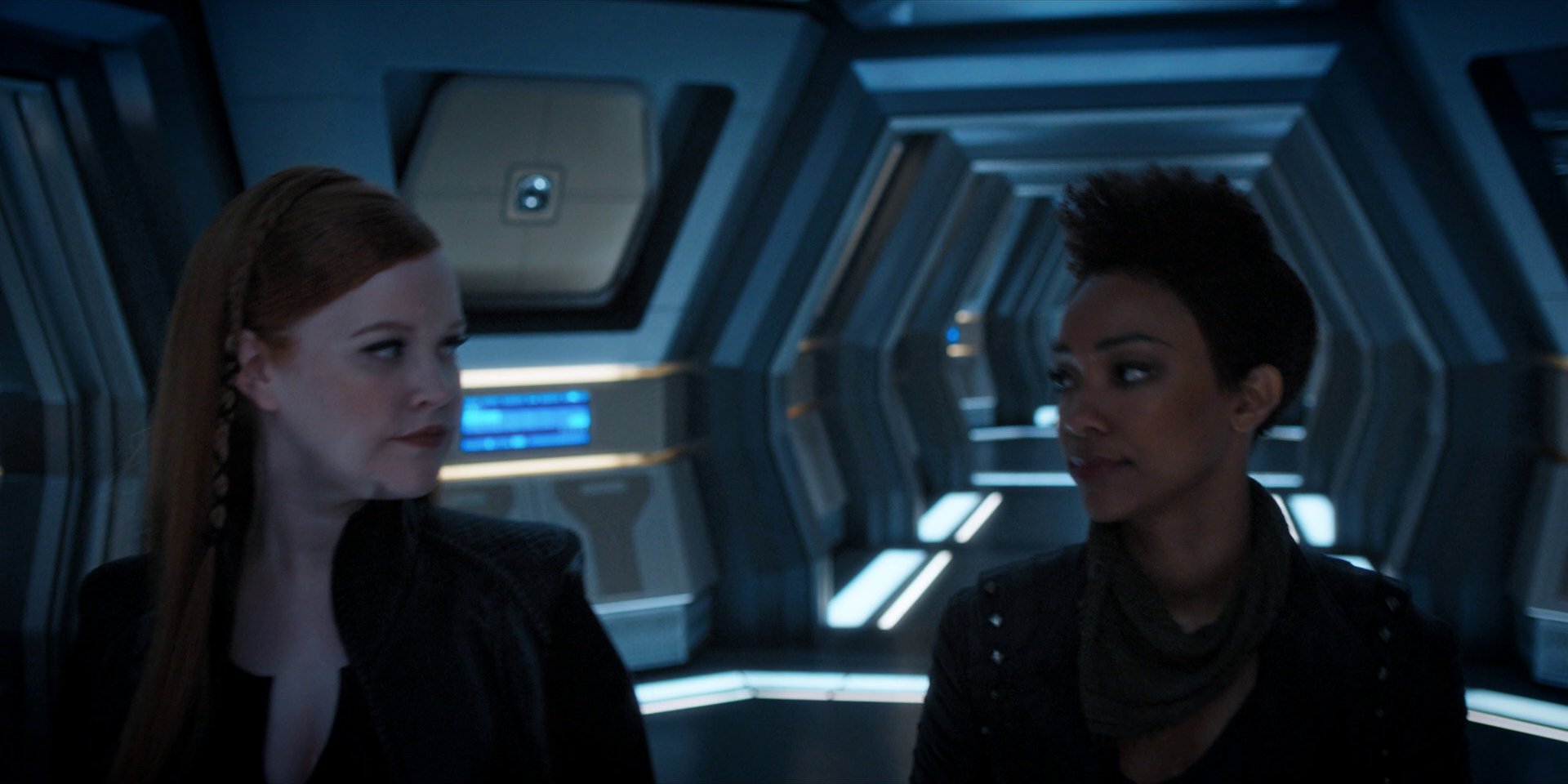 extant_StarTrekDiscovery_1x15-WillYouTakeMyHand_1475.jpg