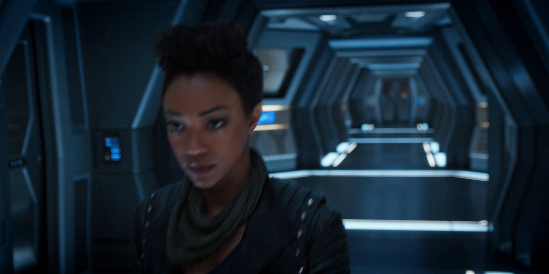 extant_StarTrekDiscovery_1x15-WillYouTakeMyHand_1483.jpg