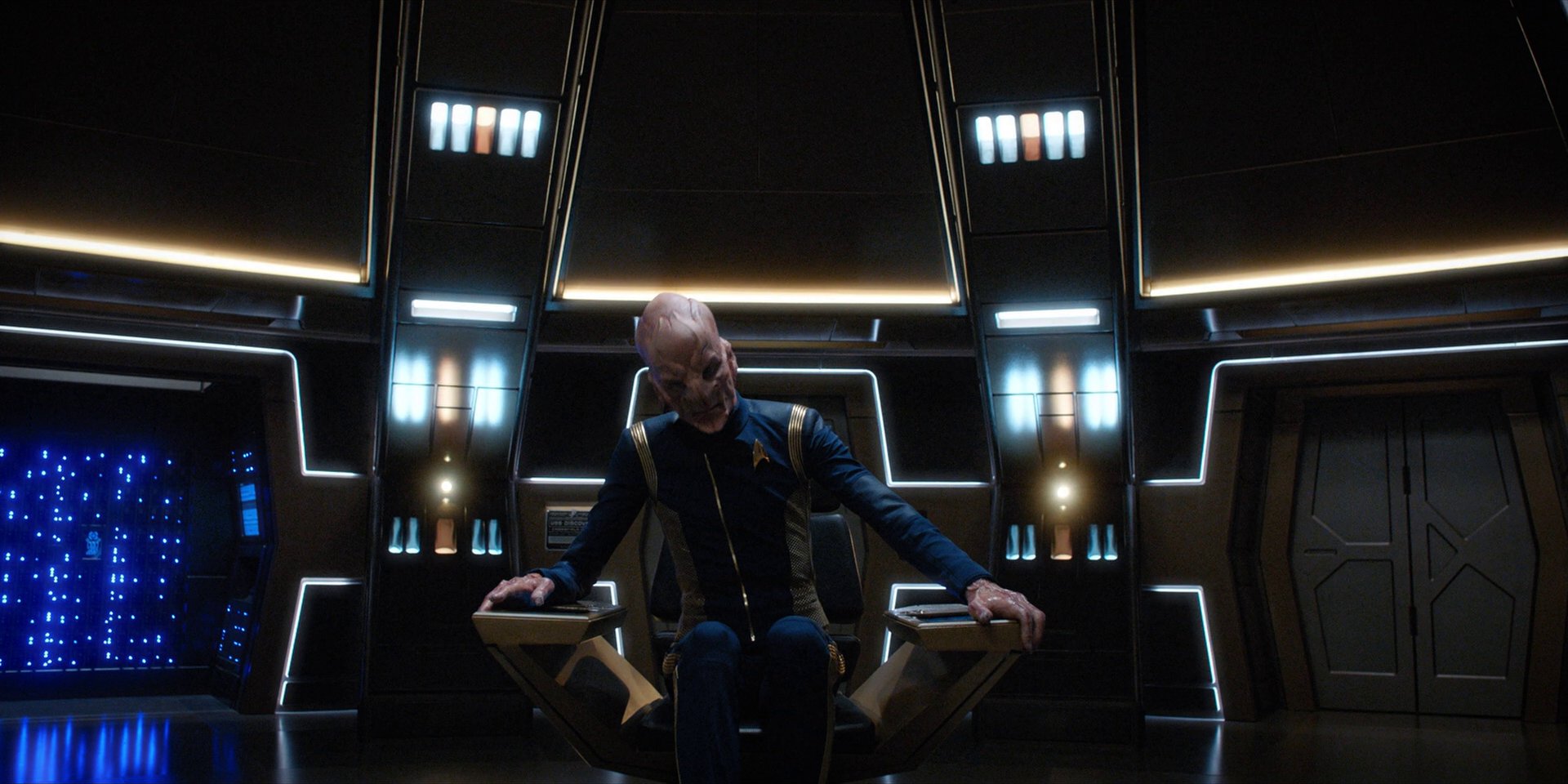 extant_StarTrekDiscovery_1x15-WillYouTakeMyHand_1497.jpg