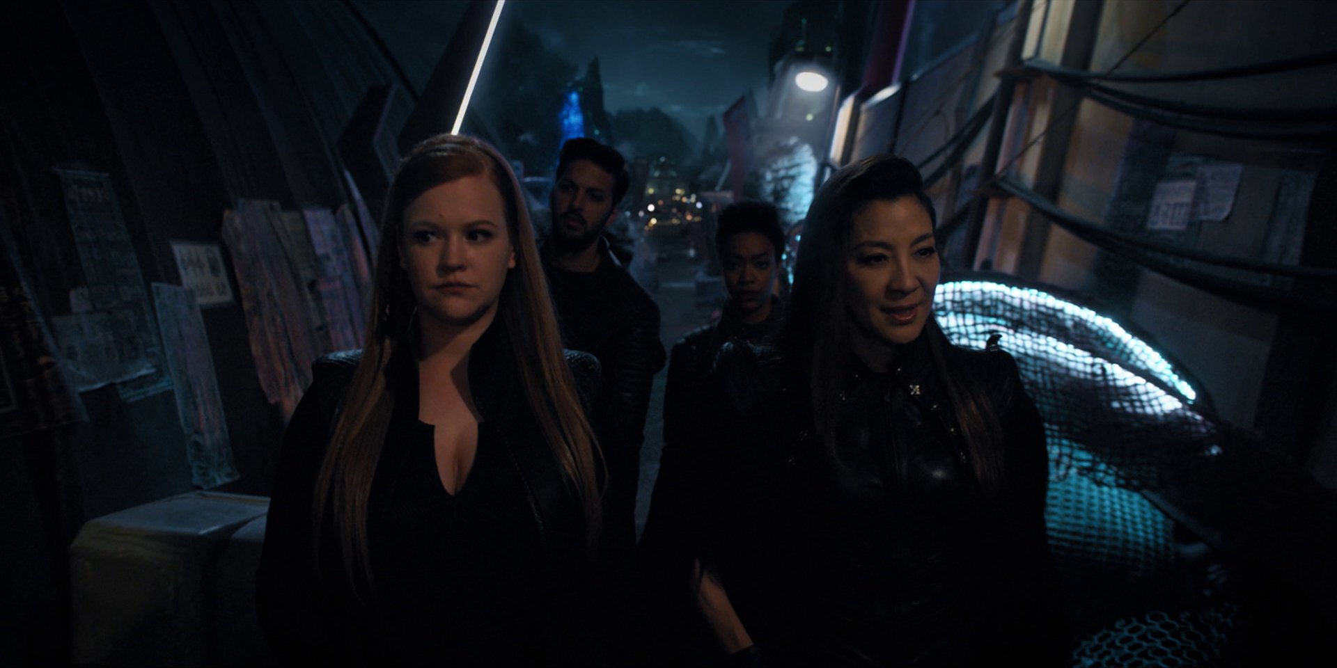 extant_StarTrekDiscovery_1x15-WillYouTakeMyHand_1652.jpg