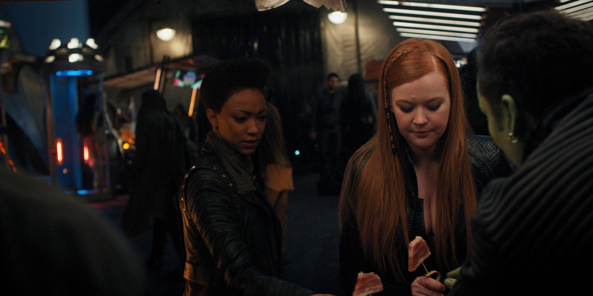 extant_StarTrekDiscovery_1x15-WillYouTakeMyHand_1797.jpg