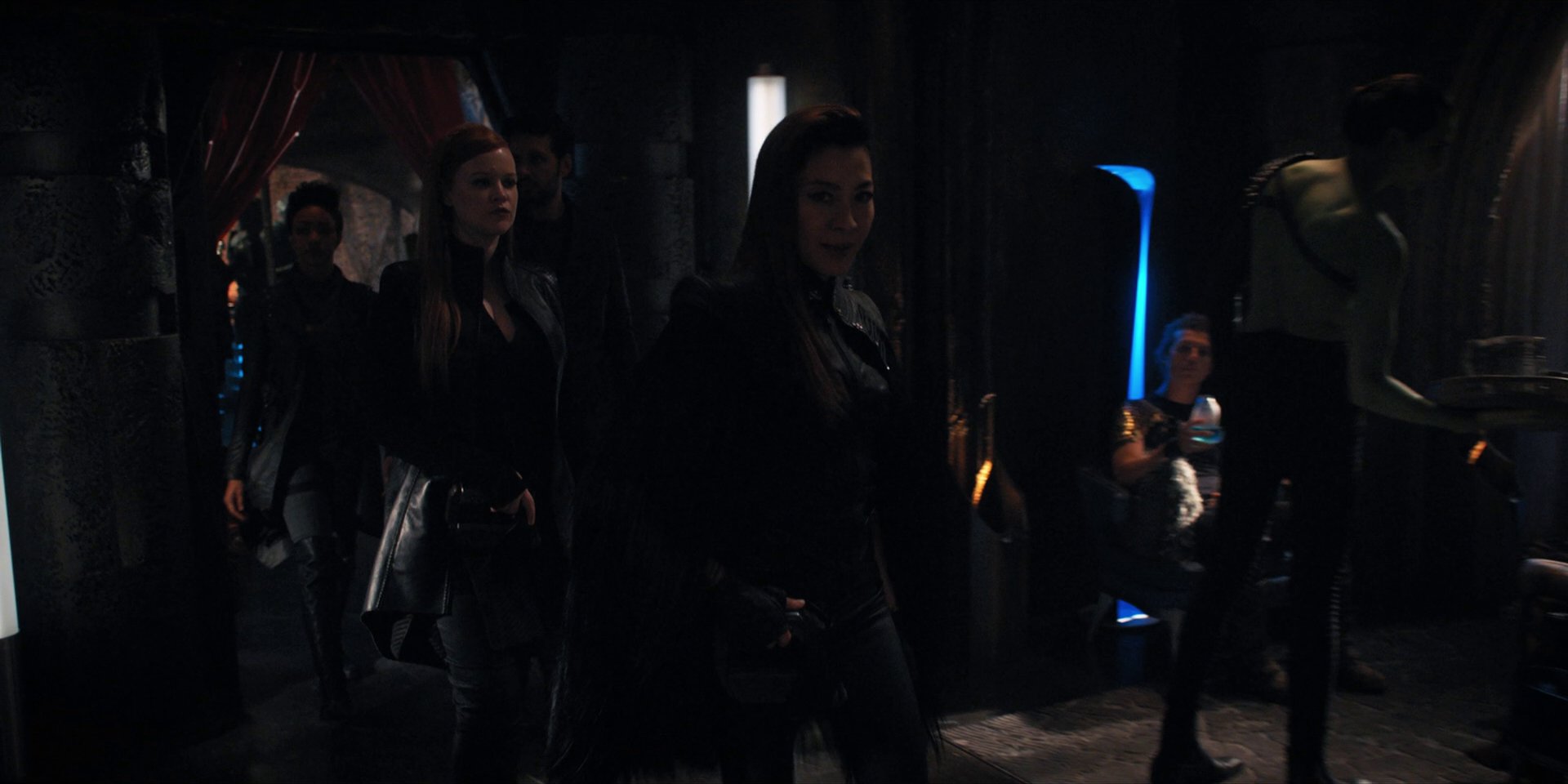 extant_StarTrekDiscovery_1x15-WillYouTakeMyHand_1896.jpg