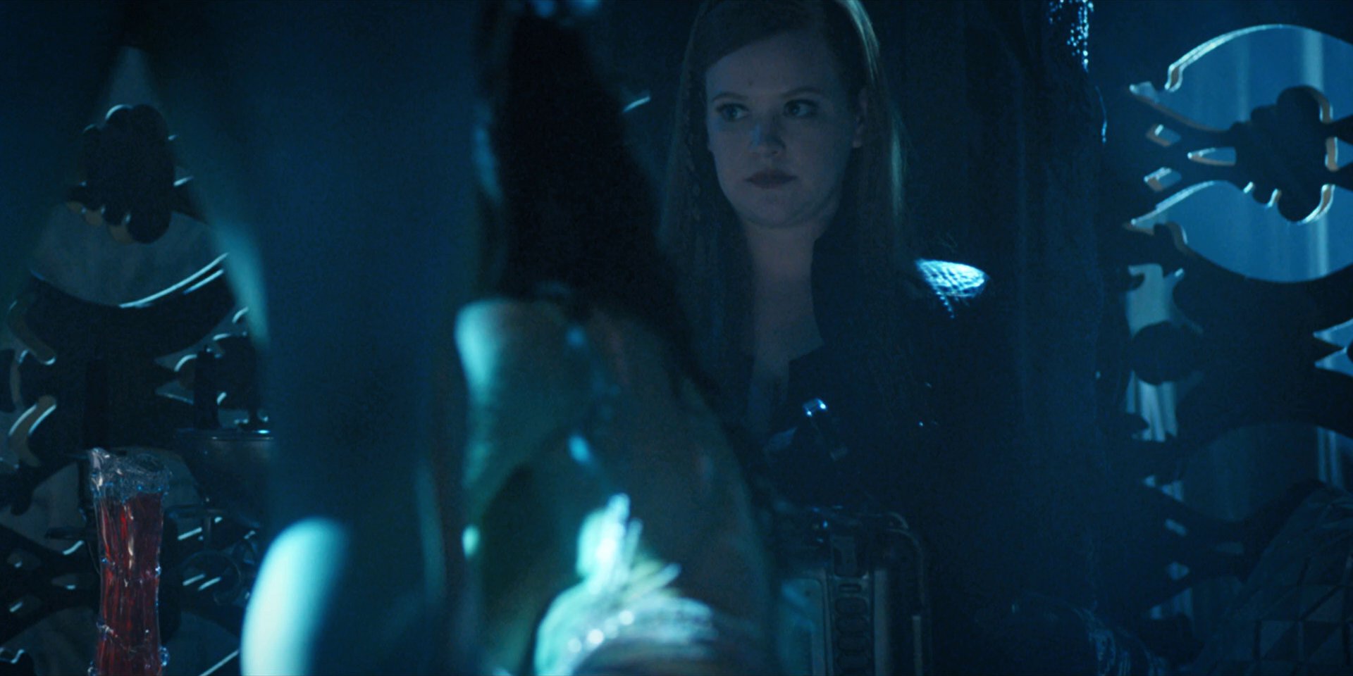 extant_StarTrekDiscovery_1x15-WillYouTakeMyHand_2045.jpg