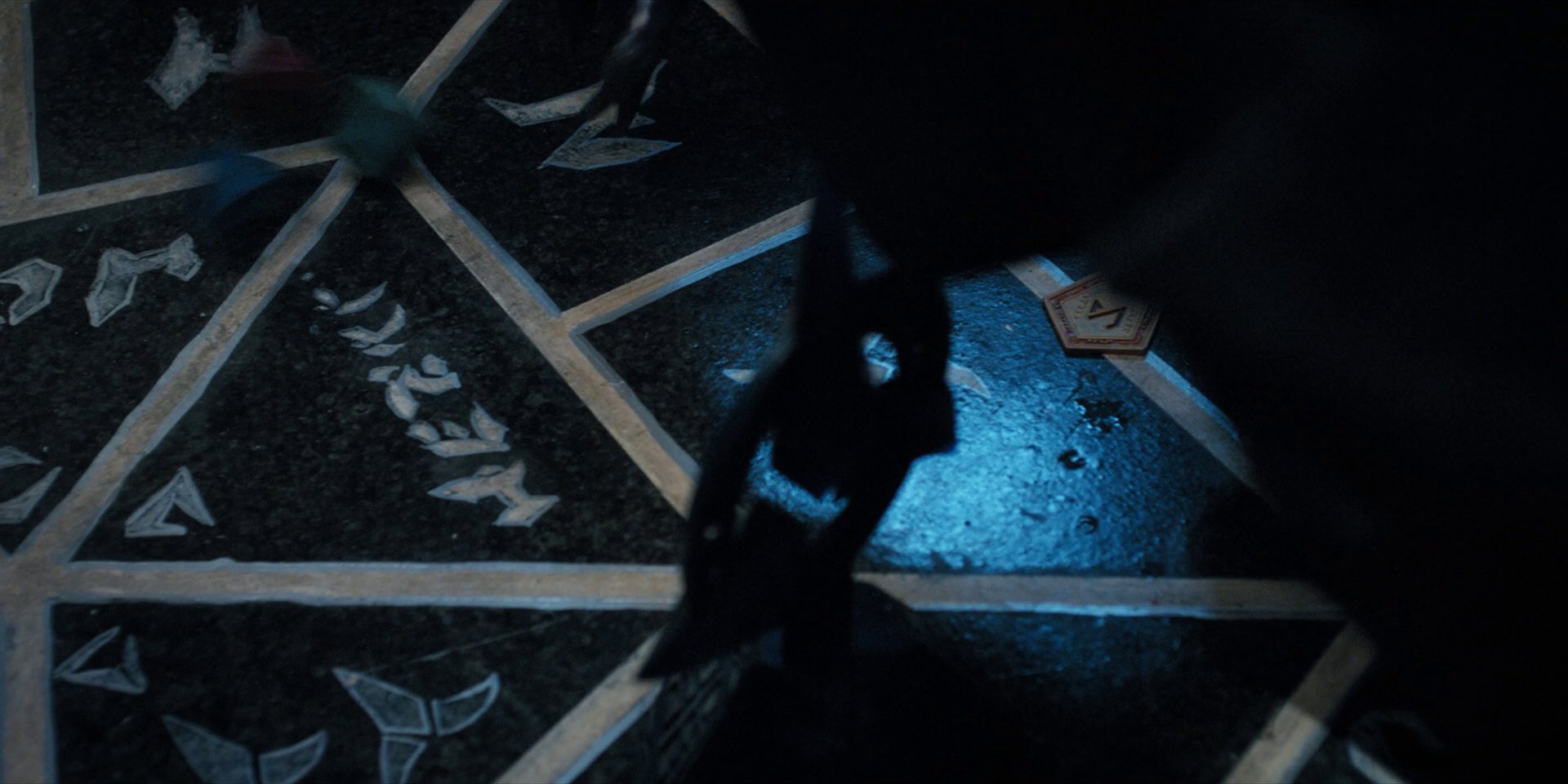 extant_StarTrekDiscovery_1x15-WillYouTakeMyHand_2047.jpg