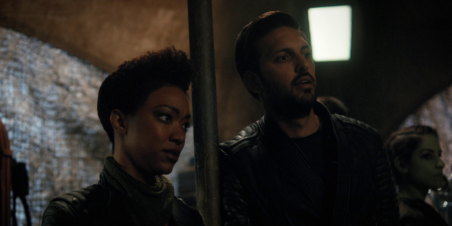 extant_StarTrekDiscovery_1x15-WillYouTakeMyHand_2099.jpg
