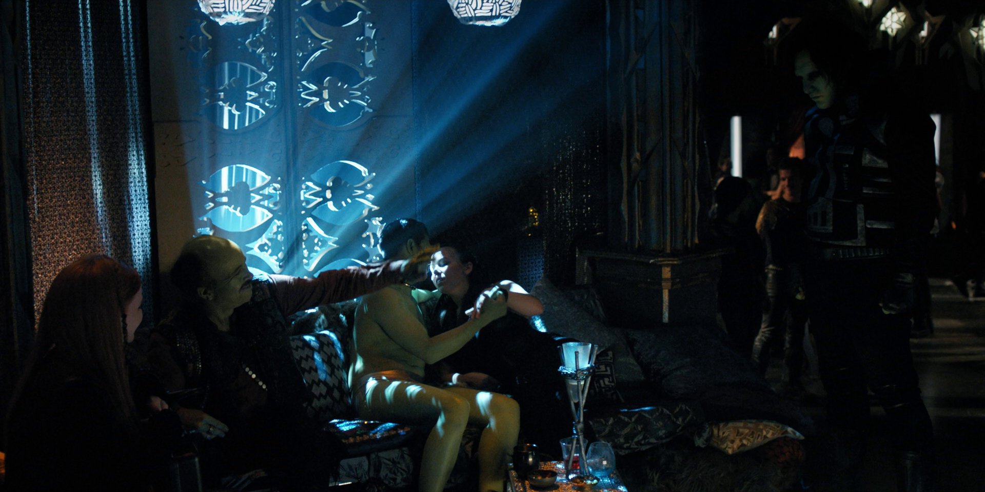 extant_StarTrekDiscovery_1x15-WillYouTakeMyHand_2256.jpg
