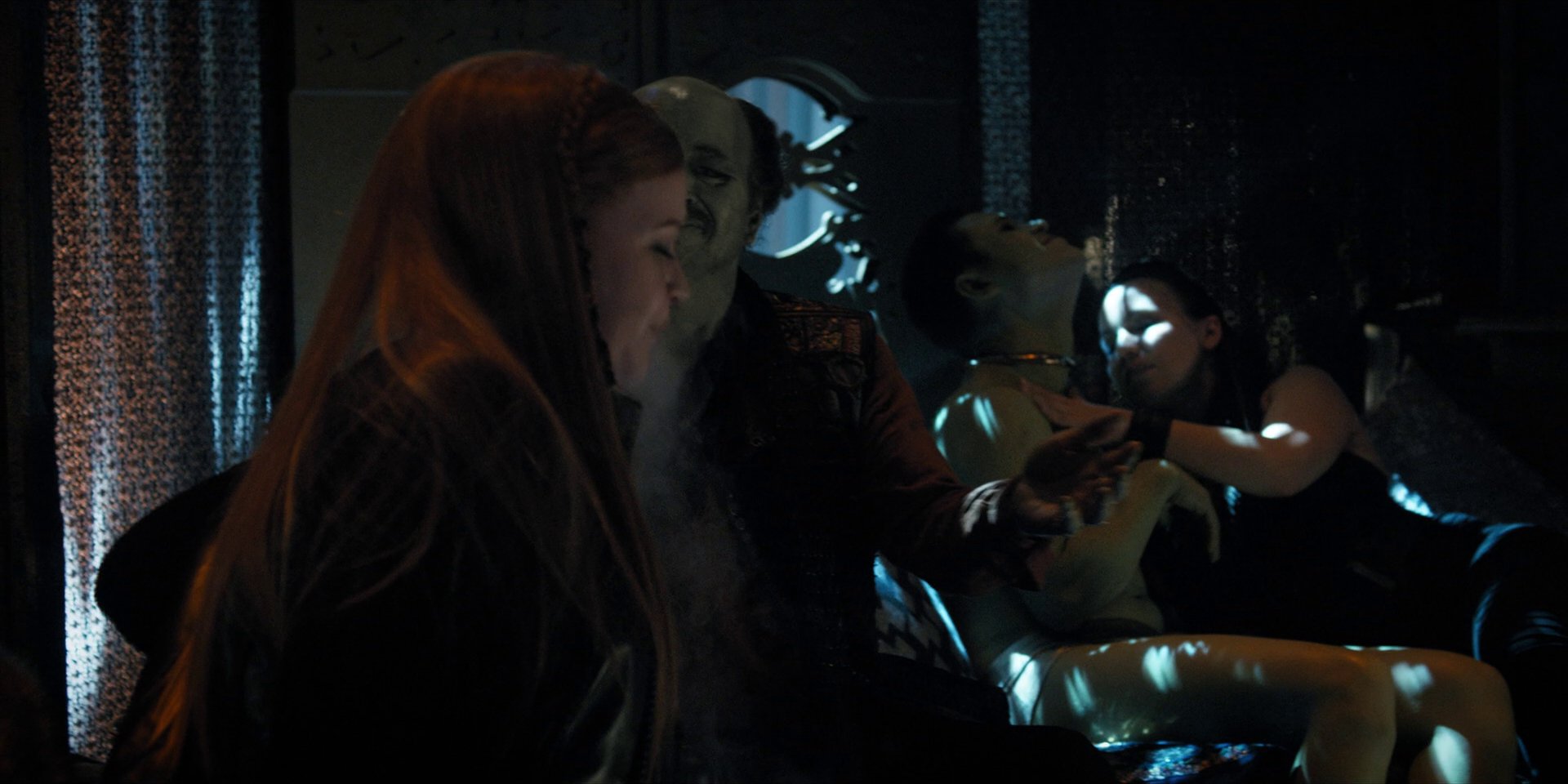 extant_StarTrekDiscovery_1x15-WillYouTakeMyHand_2279.jpg