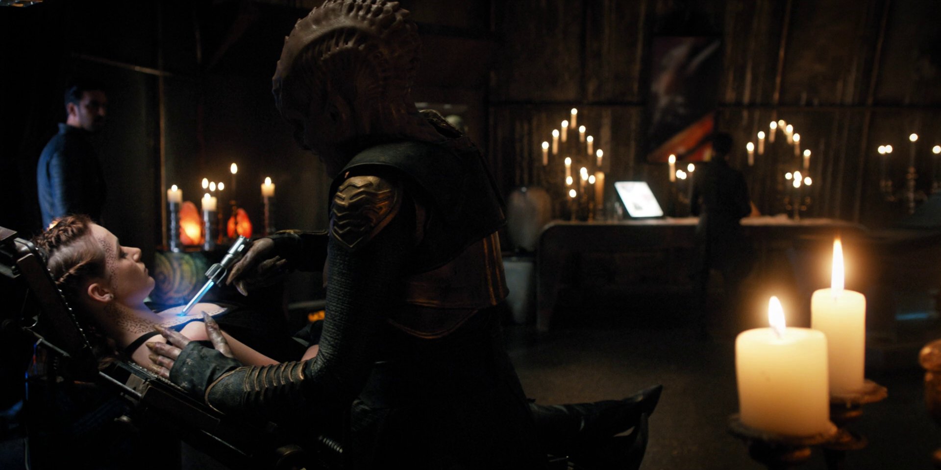 extant_StarTrekDiscovery_1x15-WillYouTakeMyHand_2321.jpg