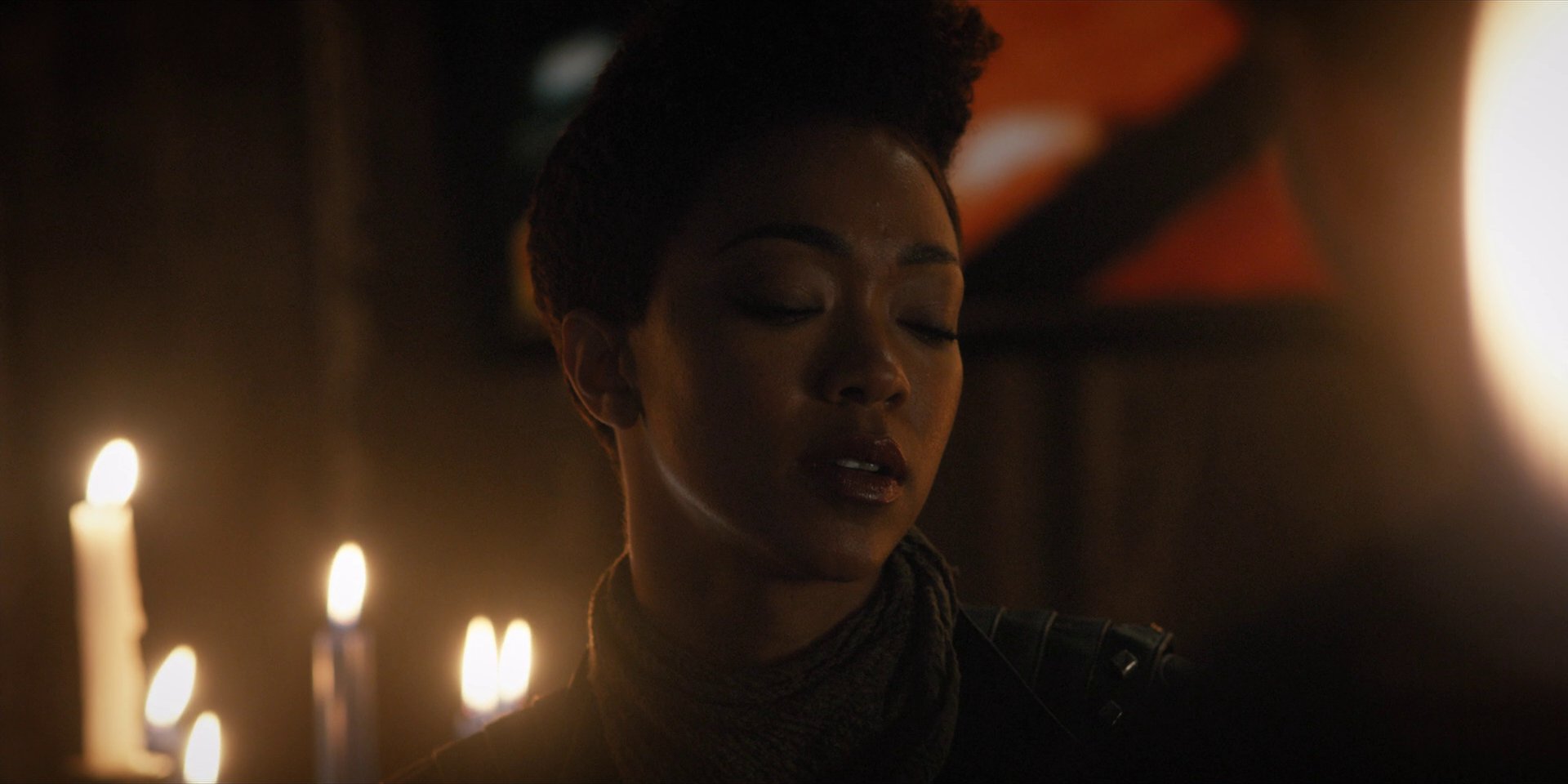 extant_StarTrekDiscovery_1x15-WillYouTakeMyHand_2404.jpg