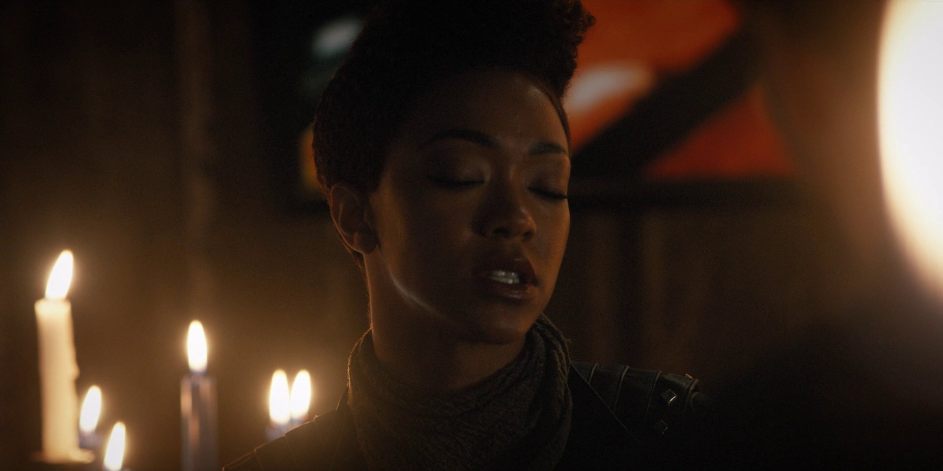 extant_StarTrekDiscovery_1x15-WillYouTakeMyHand_2406.jpg