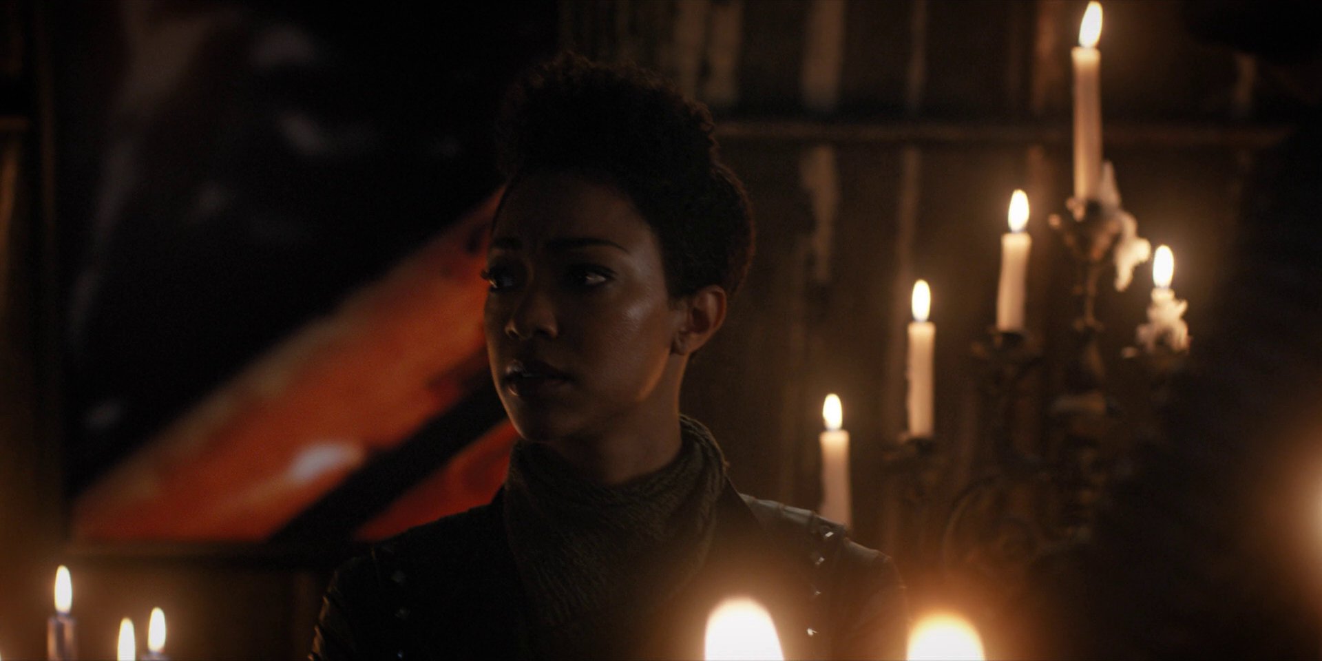 extant_StarTrekDiscovery_1x15-WillYouTakeMyHand_2701.jpg