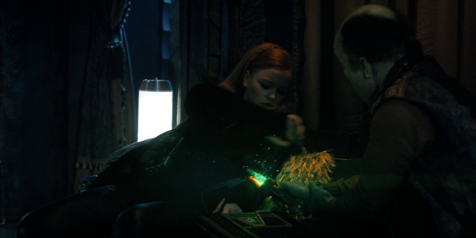 extant_StarTrekDiscovery_1x15-WillYouTakeMyHand_2780.jpg