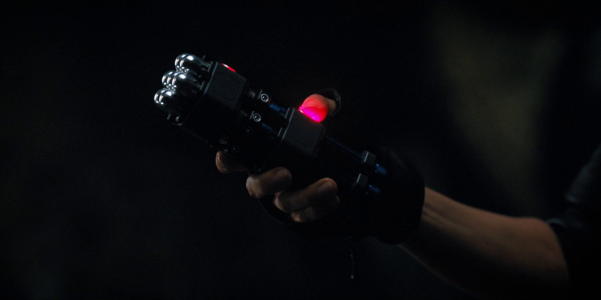 extant_StarTrekDiscovery_1x15-WillYouTakeMyHand_2976.jpg