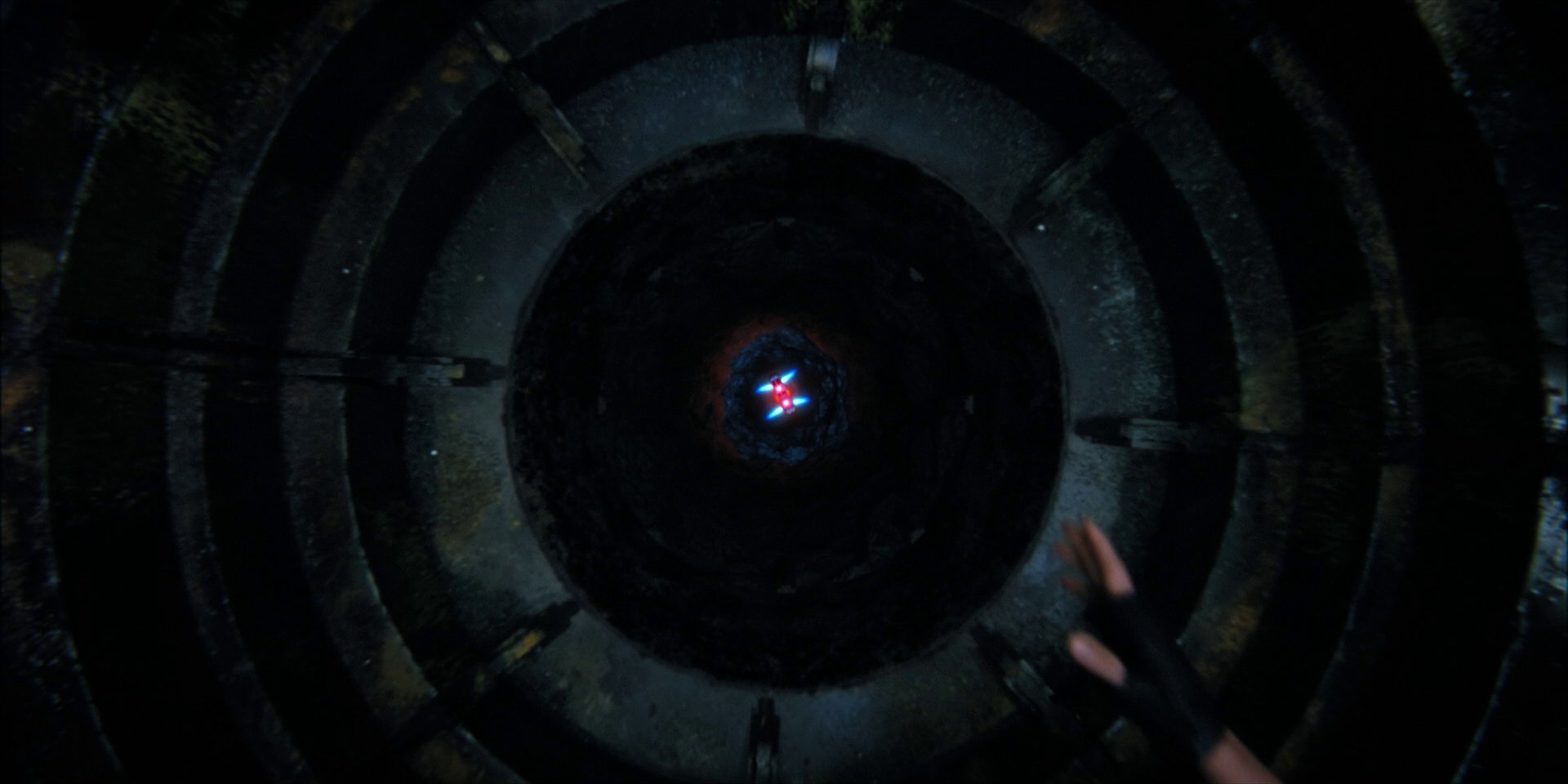 extant_StarTrekDiscovery_1x15-WillYouTakeMyHand_2982.jpg