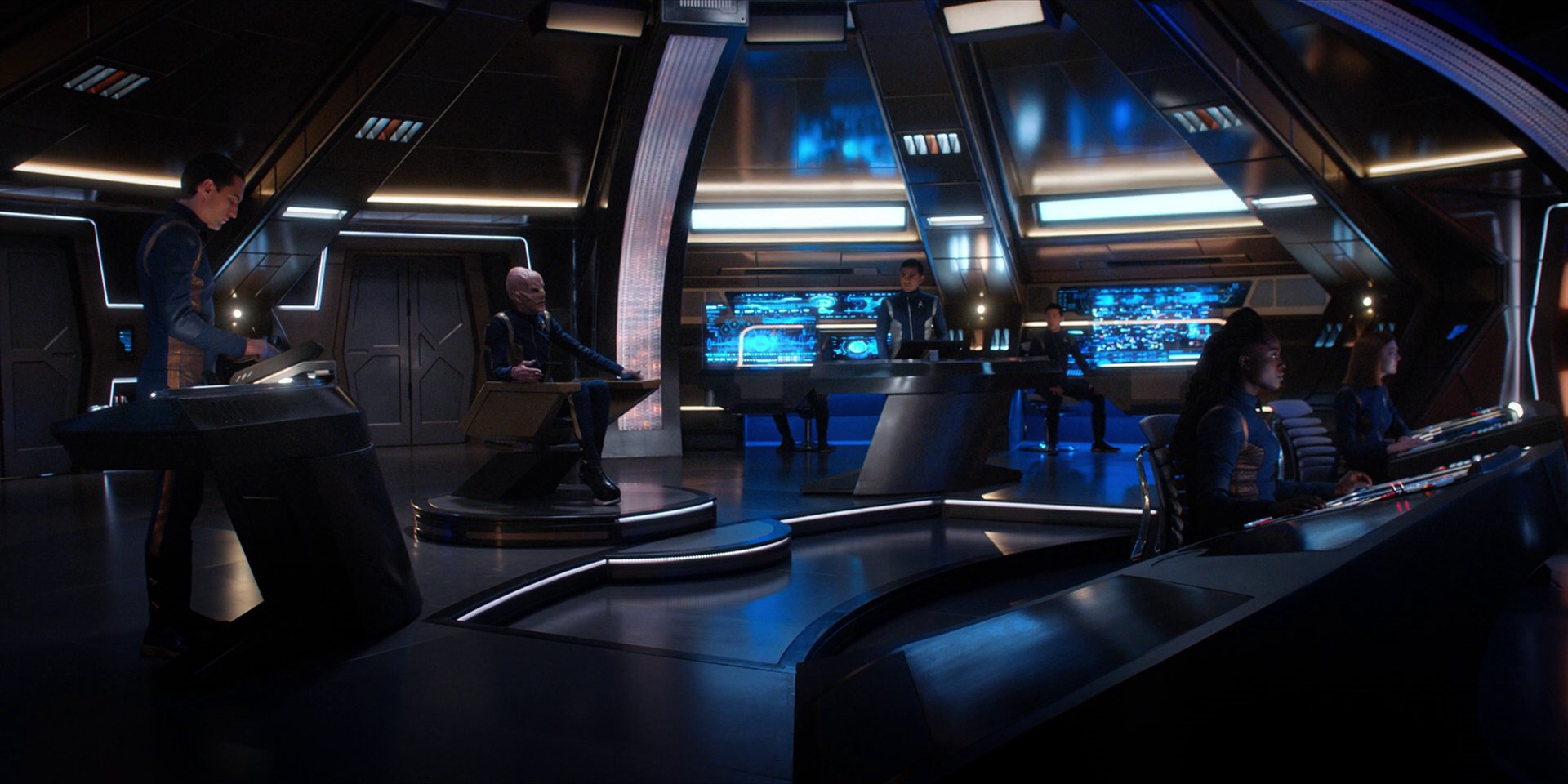 extant_StarTrekDiscovery_1x15-WillYouTakeMyHand_2991.jpg