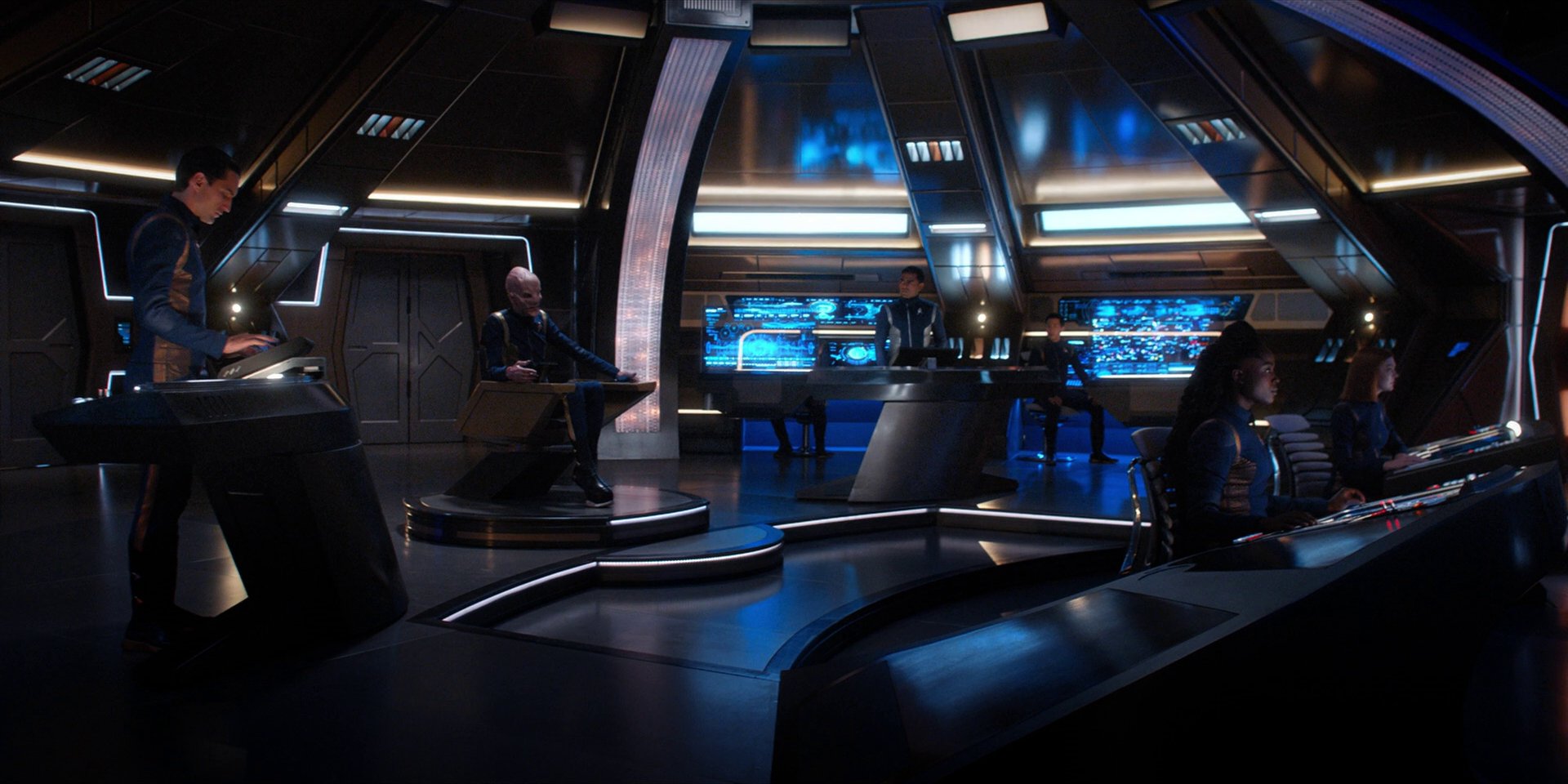 extant_StarTrekDiscovery_1x15-WillYouTakeMyHand_2992.jpg