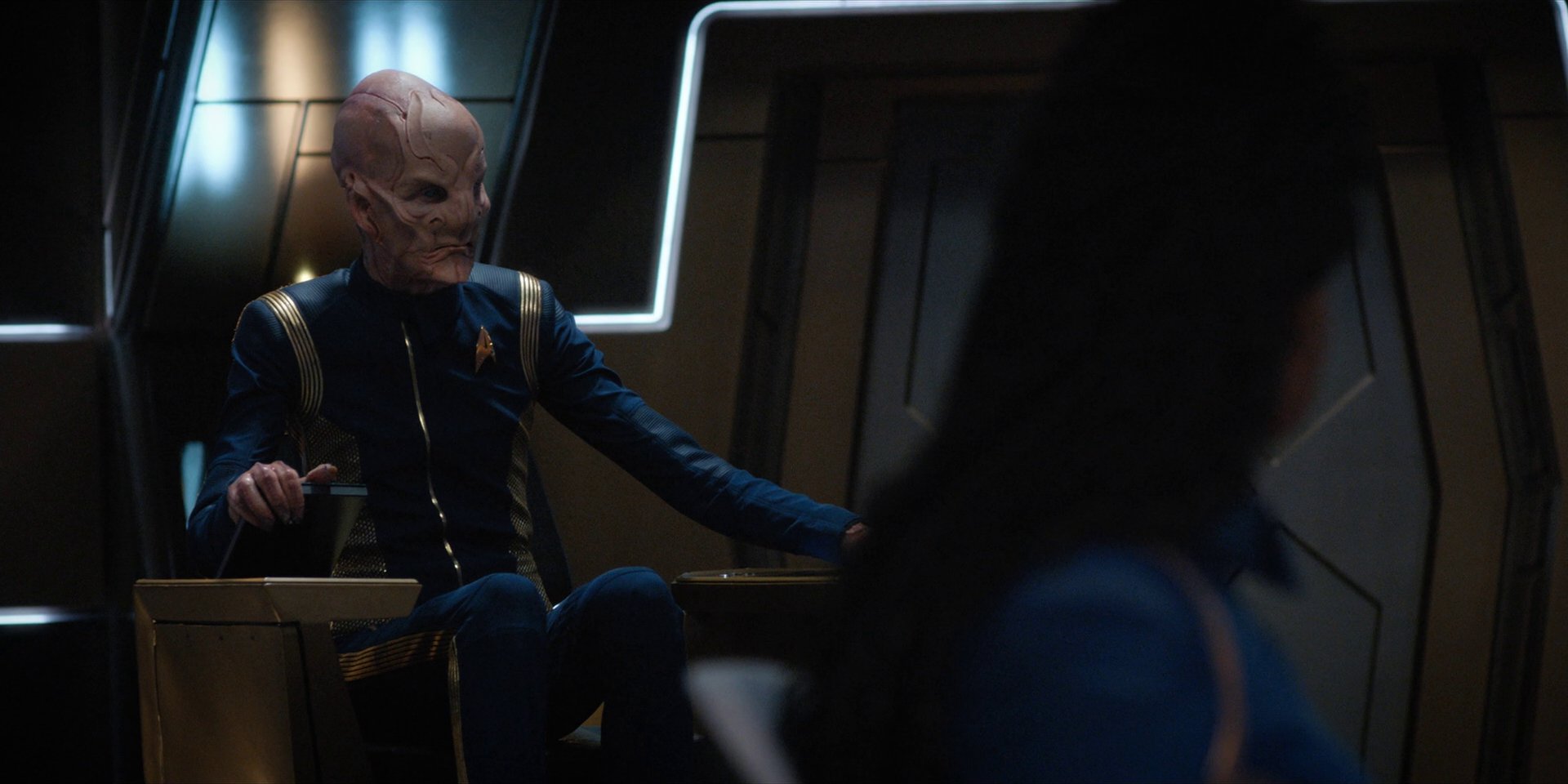 extant_StarTrekDiscovery_1x15-WillYouTakeMyHand_3003.jpg