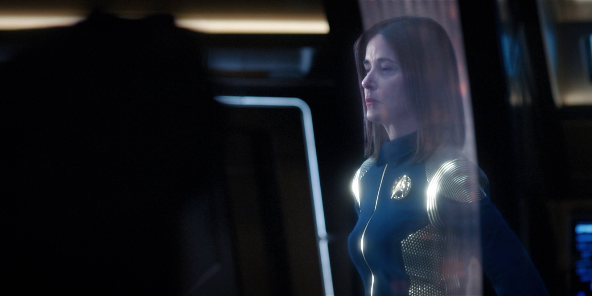 extant_StarTrekDiscovery_1x15-WillYouTakeMyHand_3143.jpg