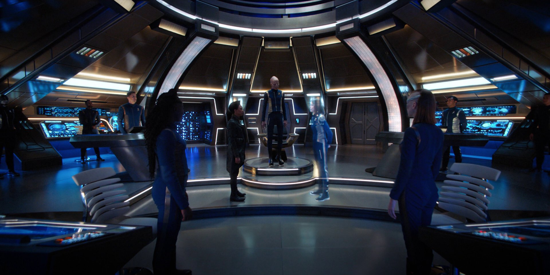 extant_StarTrekDiscovery_1x15-WillYouTakeMyHand_3205.jpg