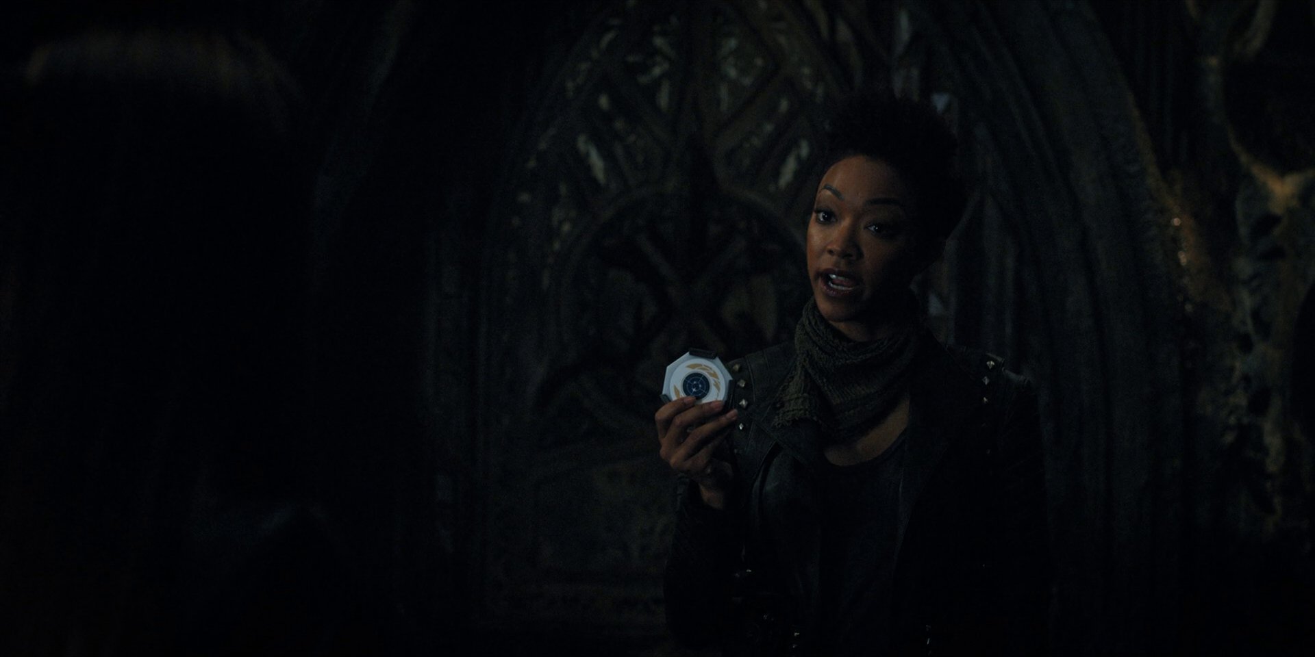 extant_StarTrekDiscovery_1x15-WillYouTakeMyHand_3238.jpg