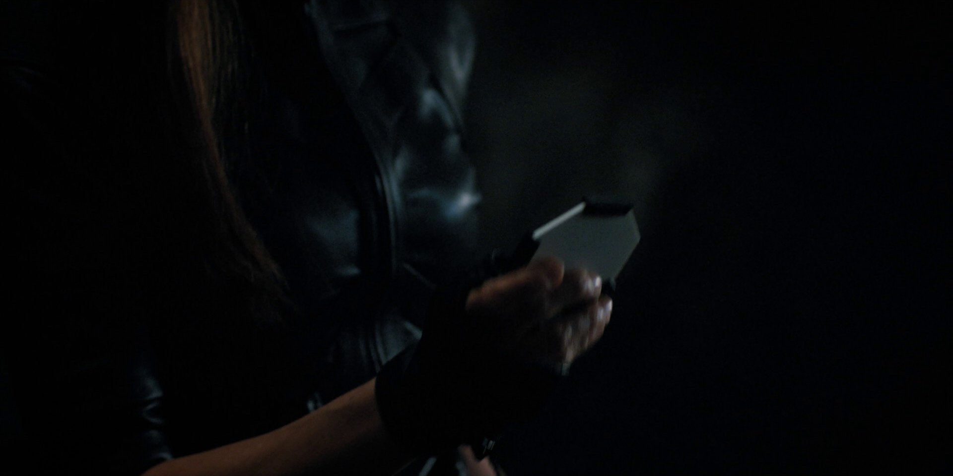 extant_StarTrekDiscovery_1x15-WillYouTakeMyHand_3253.jpg