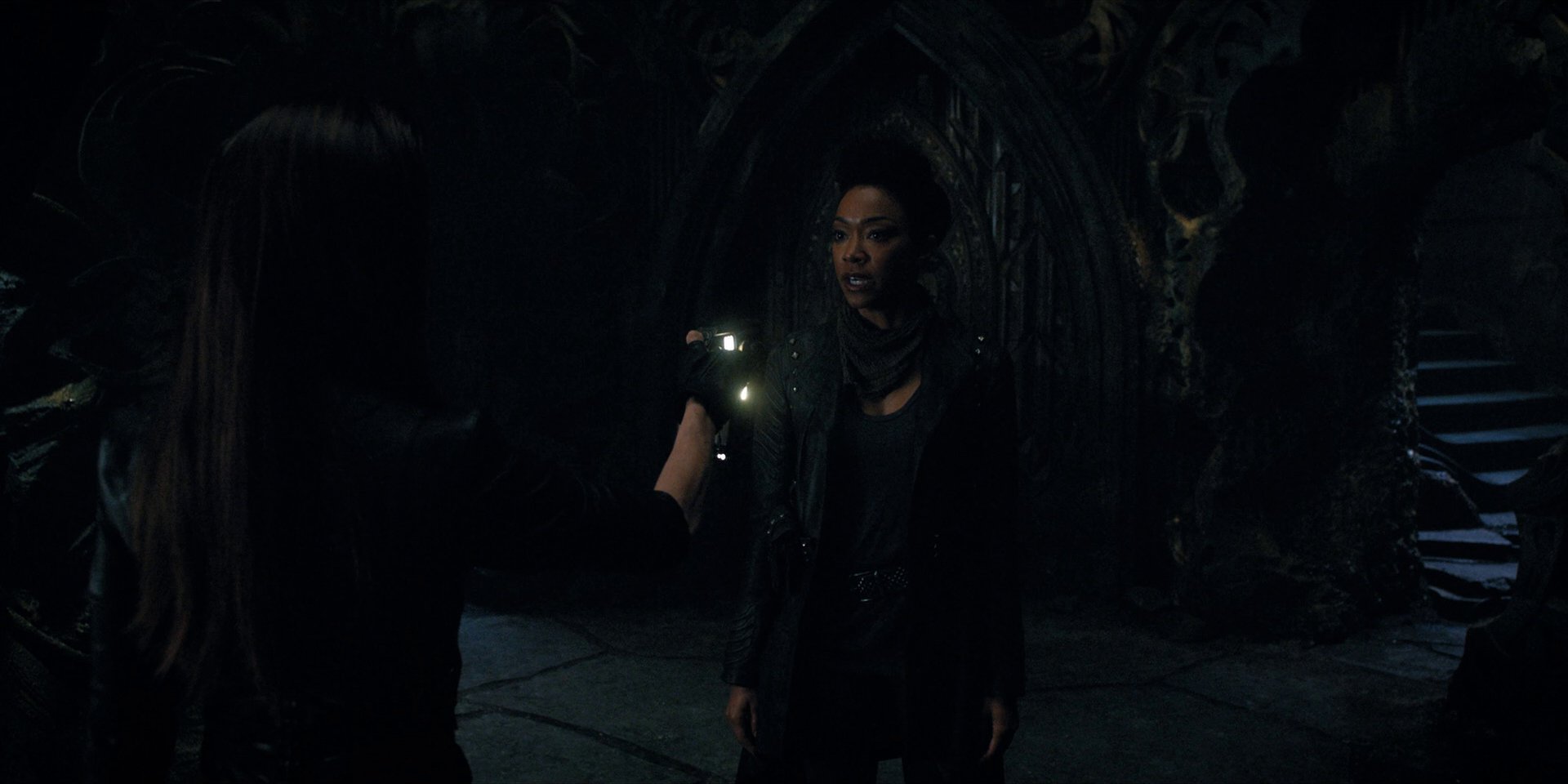 extant_StarTrekDiscovery_1x15-WillYouTakeMyHand_3371.jpg