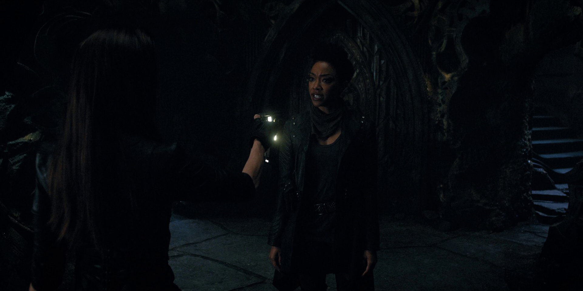 extant_StarTrekDiscovery_1x15-WillYouTakeMyHand_3374.jpg