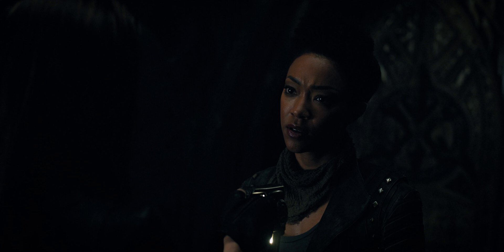 extant_StarTrekDiscovery_1x15-WillYouTakeMyHand_3400.jpg