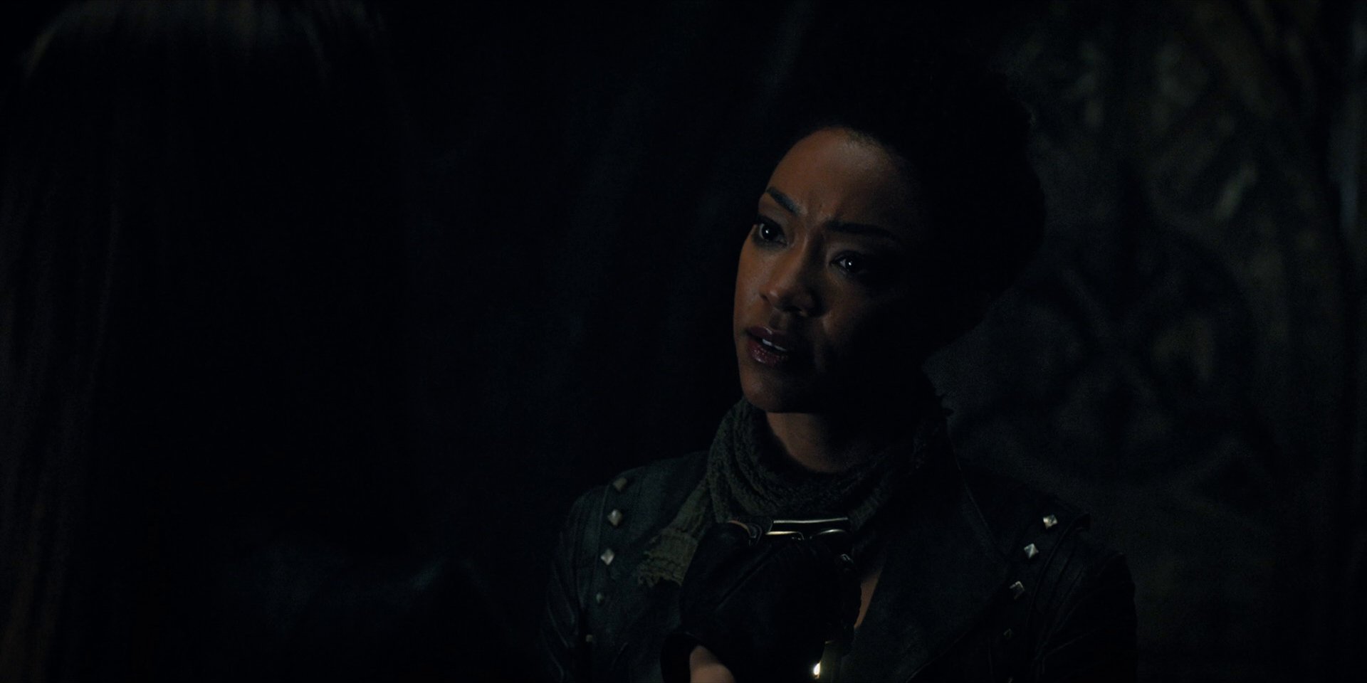 extant_StarTrekDiscovery_1x15-WillYouTakeMyHand_3405.jpg