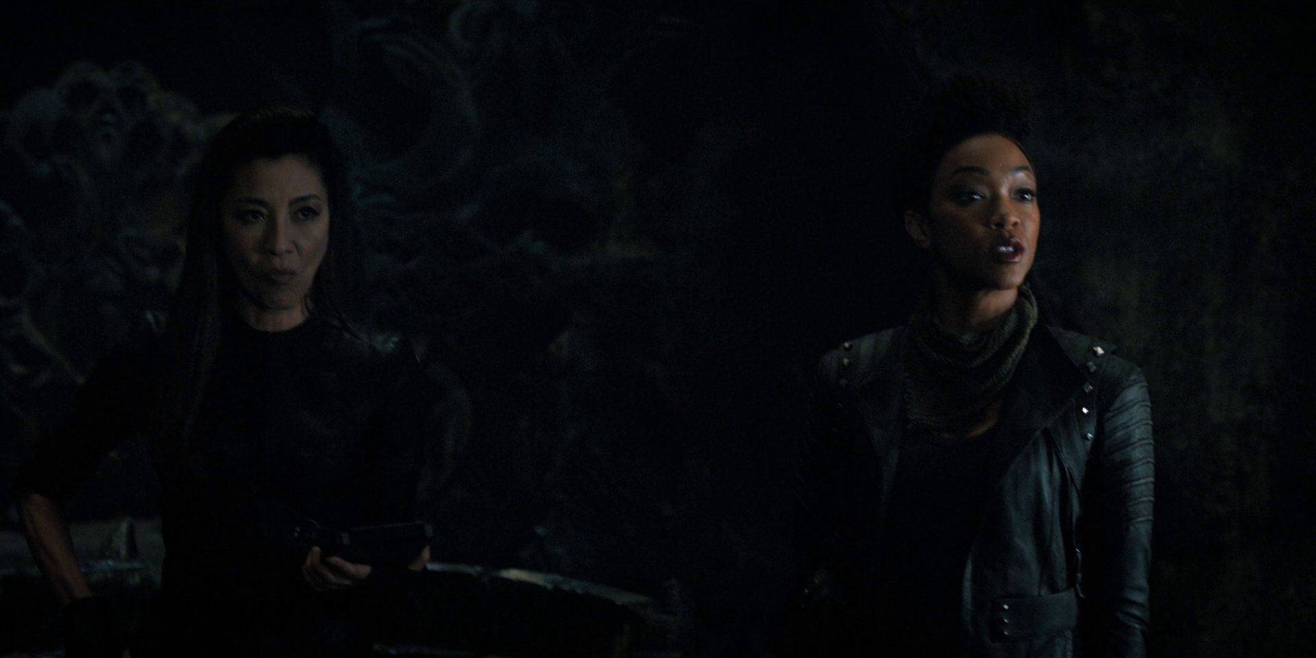 extant_StarTrekDiscovery_1x15-WillYouTakeMyHand_3463.jpg