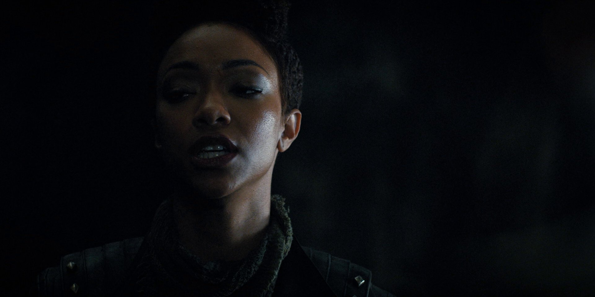 extant_StarTrekDiscovery_1x15-WillYouTakeMyHand_3600.jpg