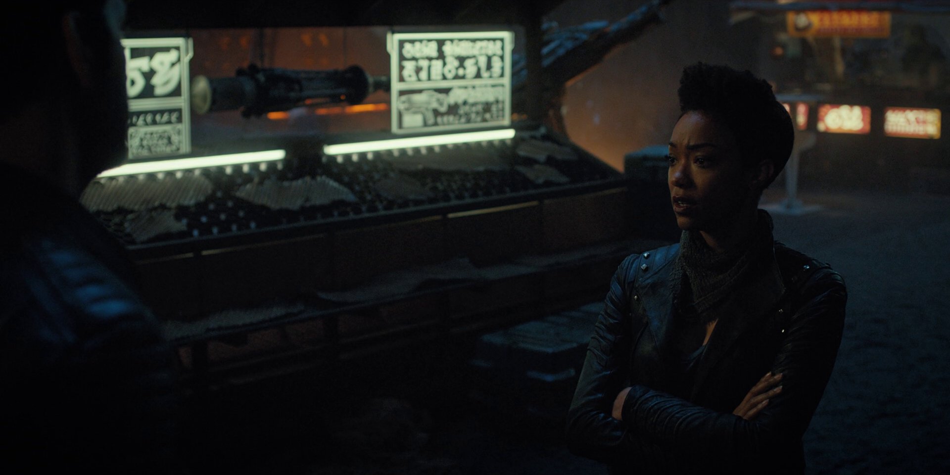 extant_StarTrekDiscovery_1x15-WillYouTakeMyHand_3749.jpg