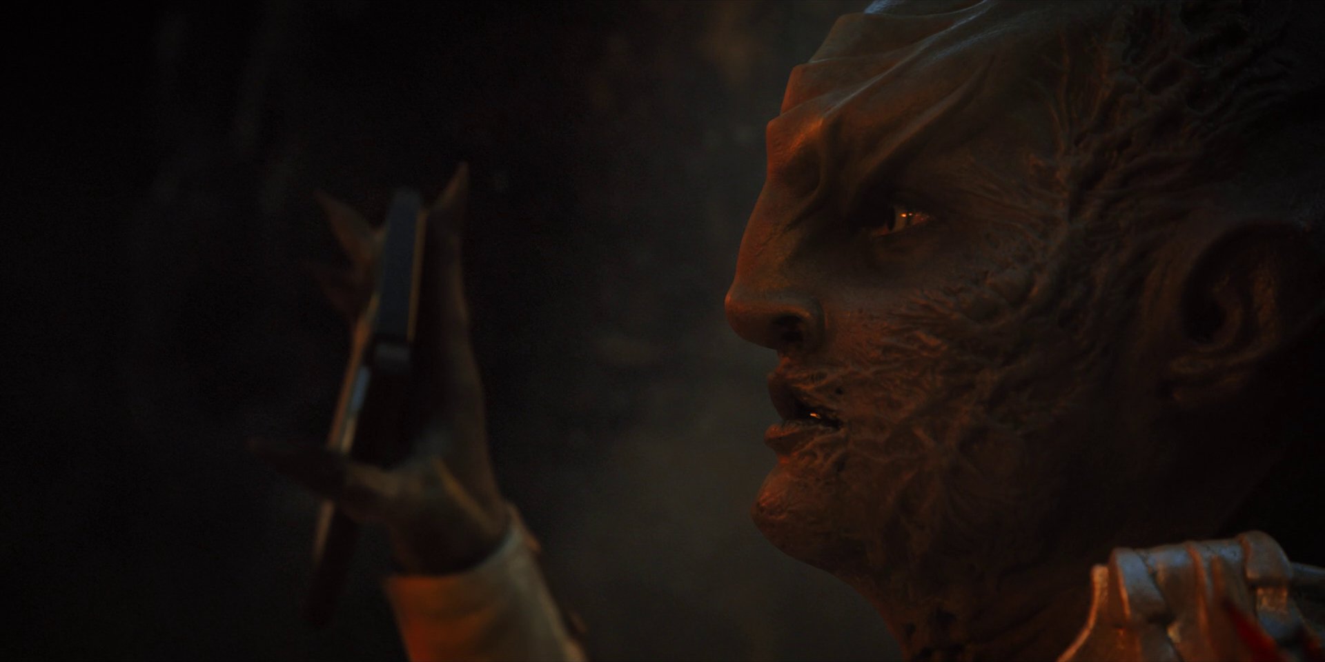 extant_StarTrekDiscovery_1x15-WillYouTakeMyHand_4058.jpg