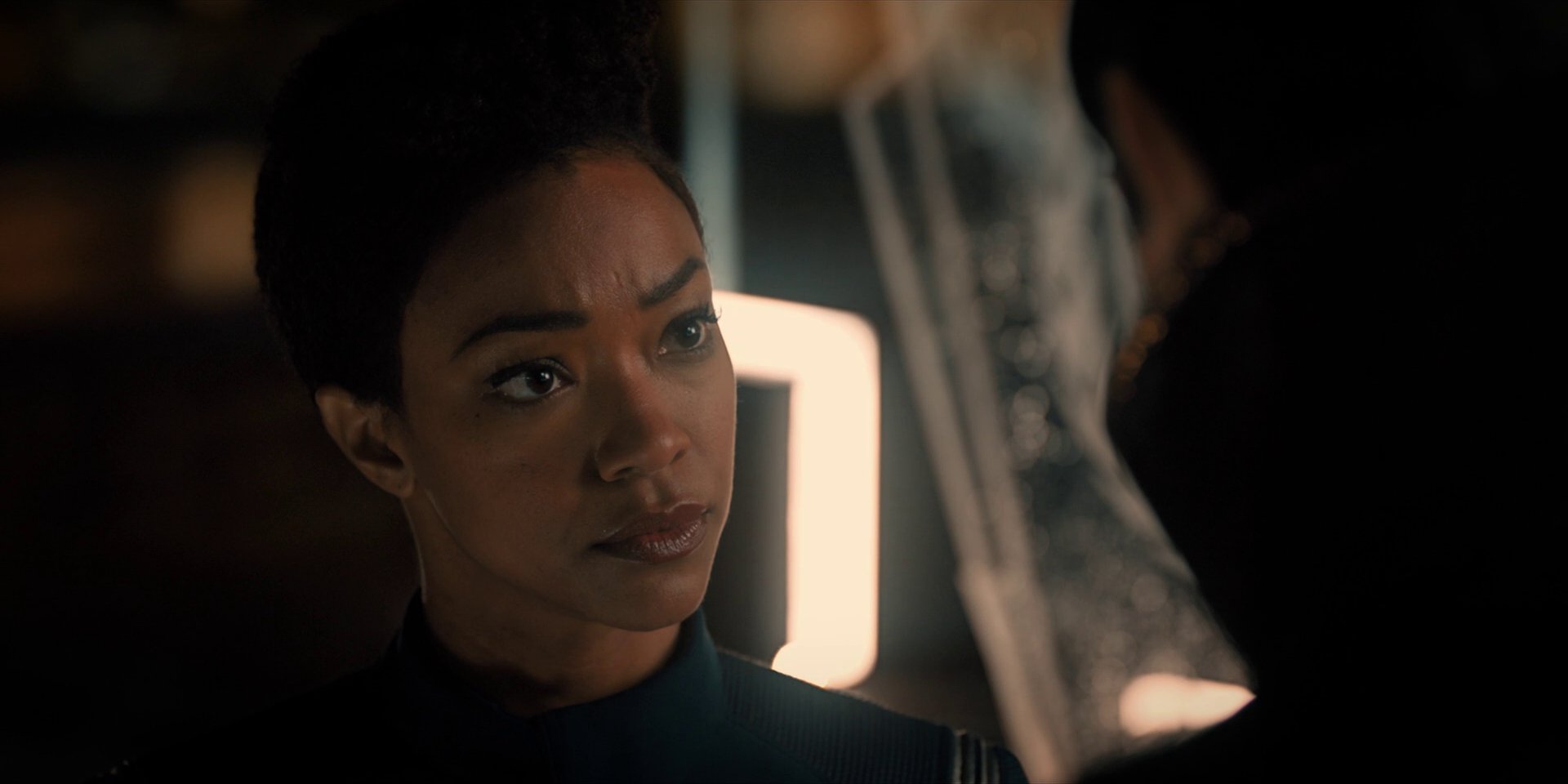 extant_StarTrekDiscovery_1x15-WillYouTakeMyHand_4360.jpg