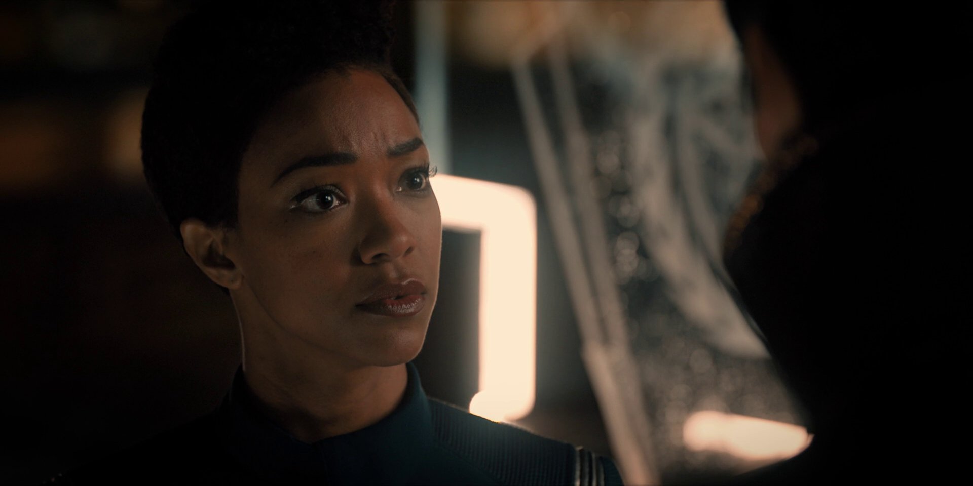 extant_StarTrekDiscovery_1x15-WillYouTakeMyHand_4379.jpg