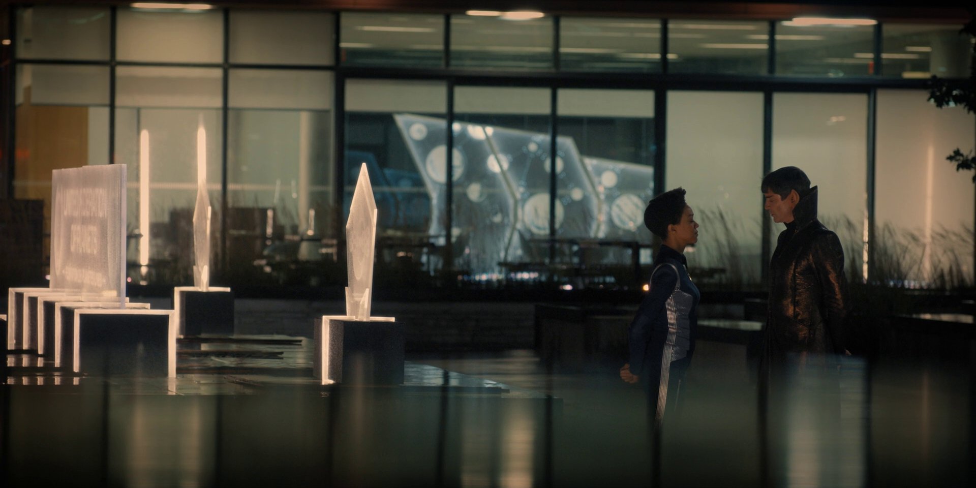 extant_StarTrekDiscovery_1x15-WillYouTakeMyHand_4409.jpg