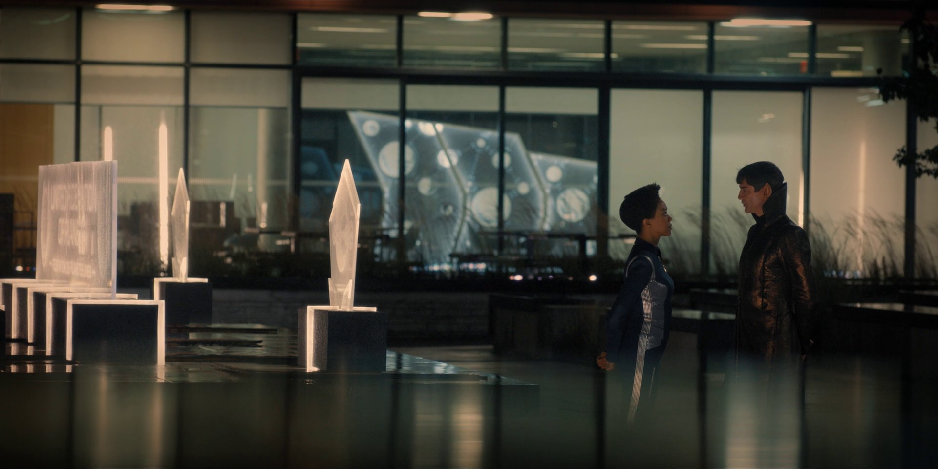 extant_StarTrekDiscovery_1x15-WillYouTakeMyHand_4413.jpg