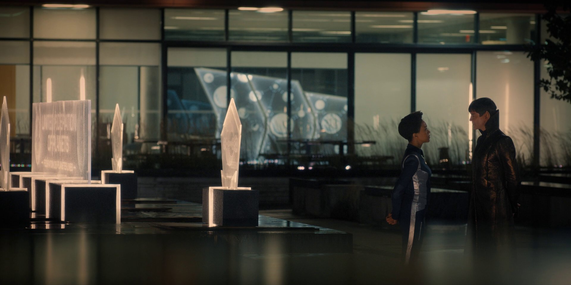 extant_StarTrekDiscovery_1x15-WillYouTakeMyHand_4422.jpg