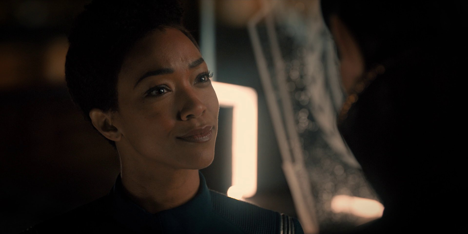 extant_StarTrekDiscovery_1x15-WillYouTakeMyHand_4424.jpg