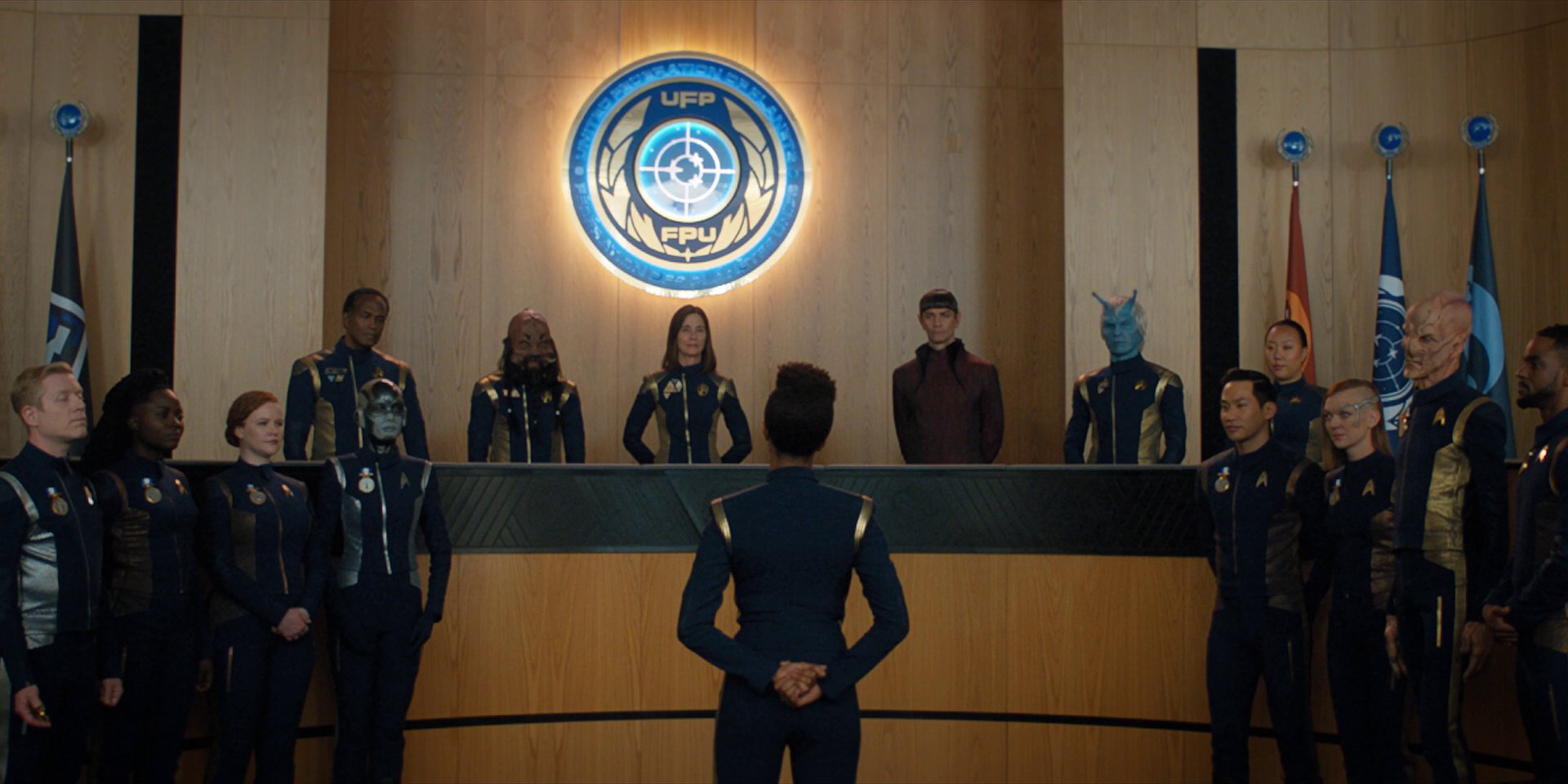 extant_StarTrekDiscovery_1x15-WillYouTakeMyHand_4546.jpg