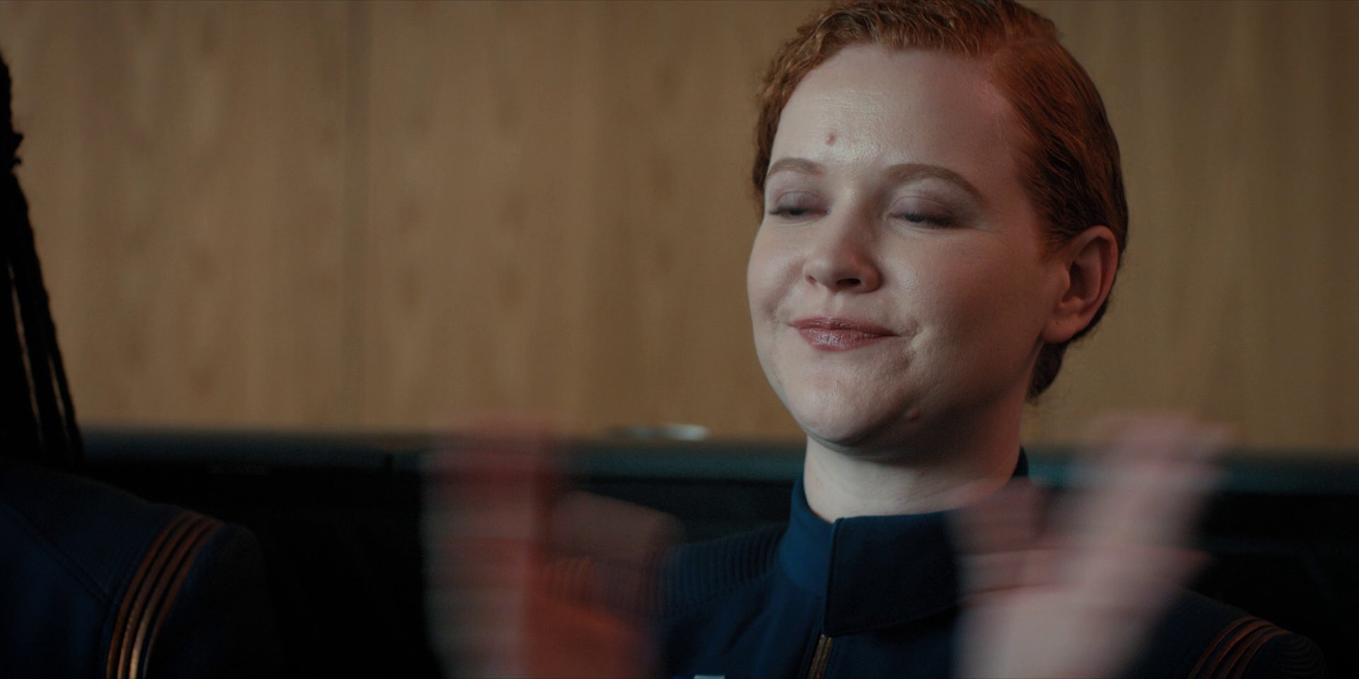 extant_StarTrekDiscovery_1x15-WillYouTakeMyHand_4624.jpg