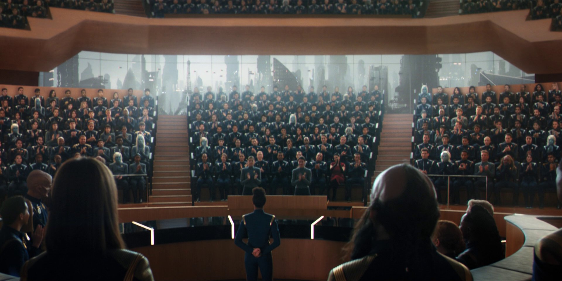 extant_StarTrekDiscovery_1x15-WillYouTakeMyHand_4638.jpg