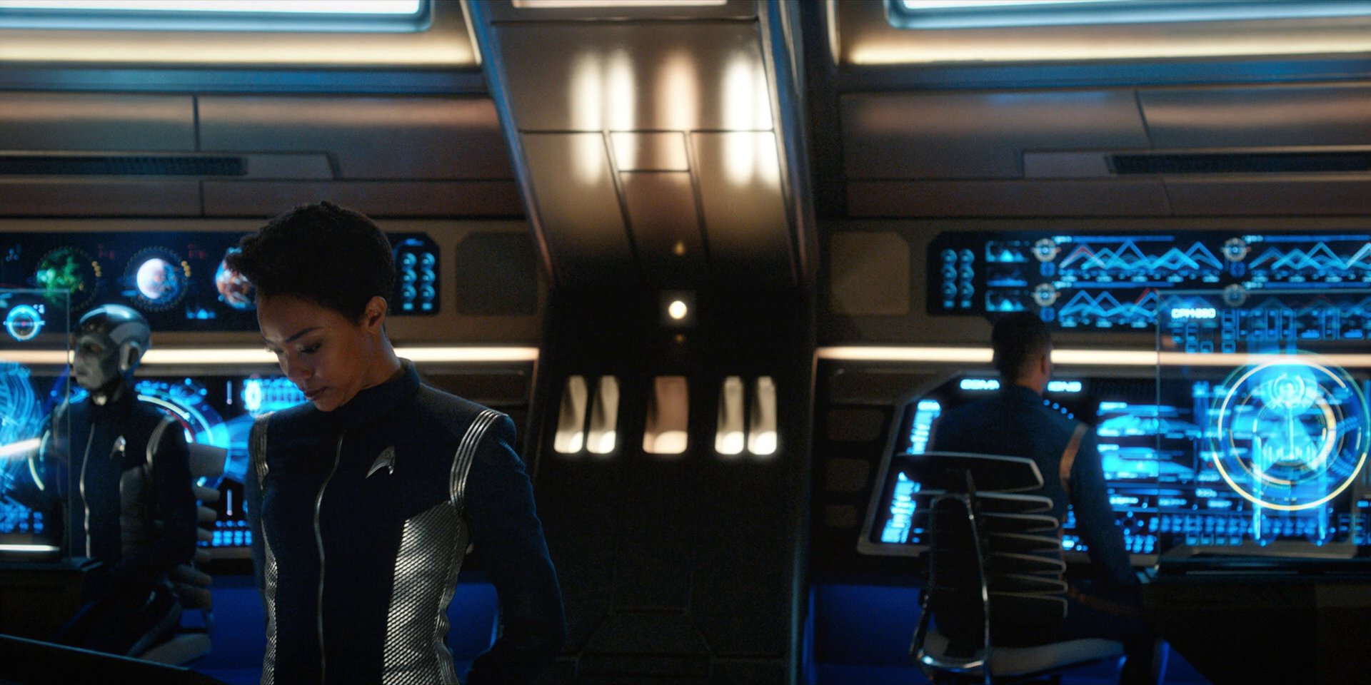 extant_StarTrekDiscovery_1x15-WillYouTakeMyHand_4698.jpg