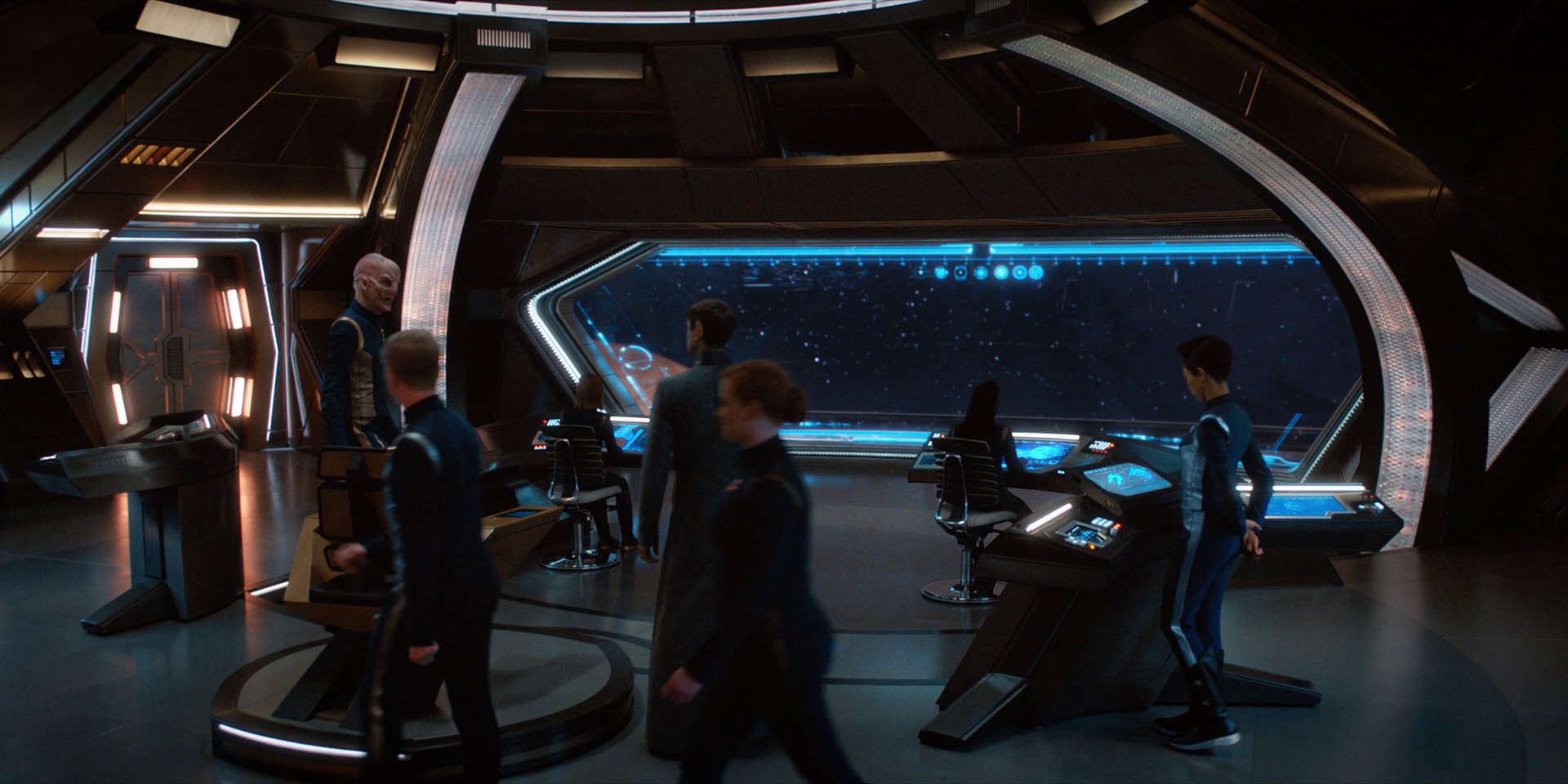 extant_StarTrekDiscovery_1x15-WillYouTakeMyHand_4702.jpg
