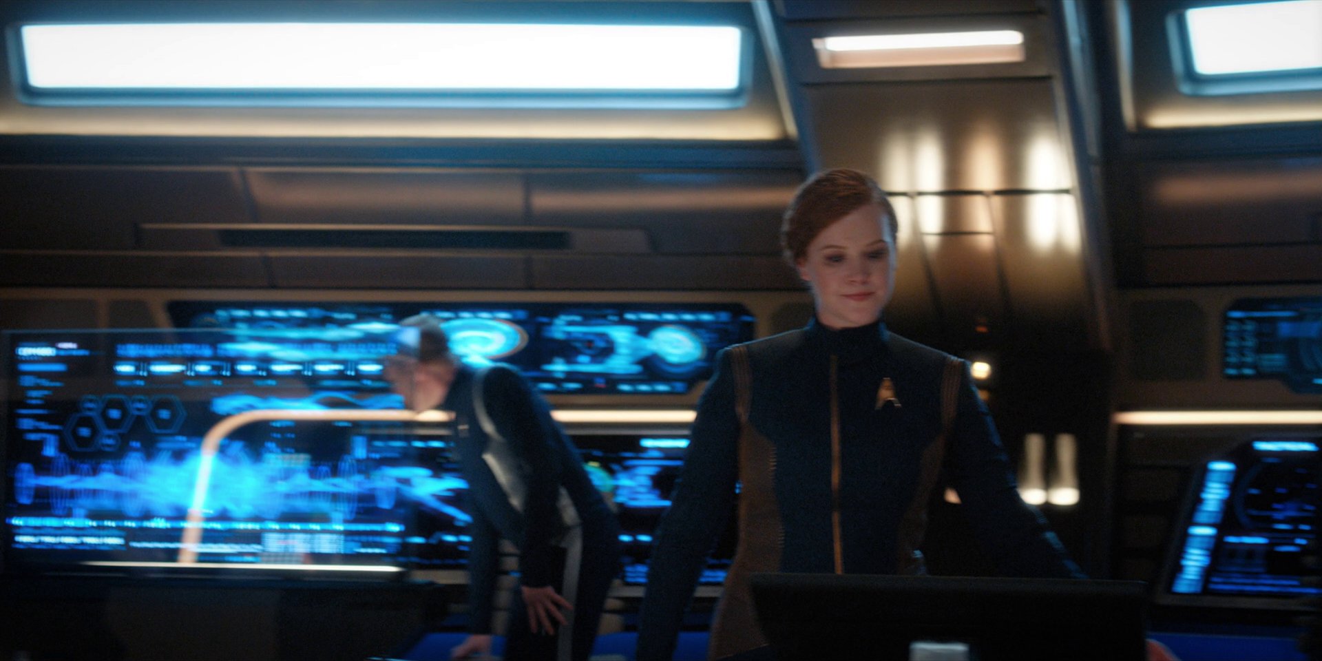extant_StarTrekDiscovery_1x15-WillYouTakeMyHand_4704.jpg